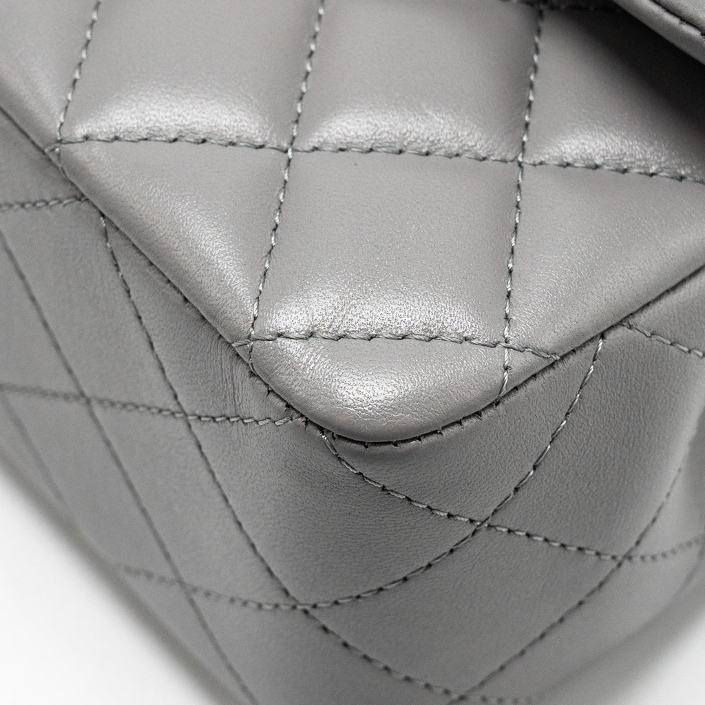 CHANEL 22K METAL TOP HANDLE MINI RECTANGULAR FLAP BAG LAMBSKIN GREY GHW (MICROCHIP)