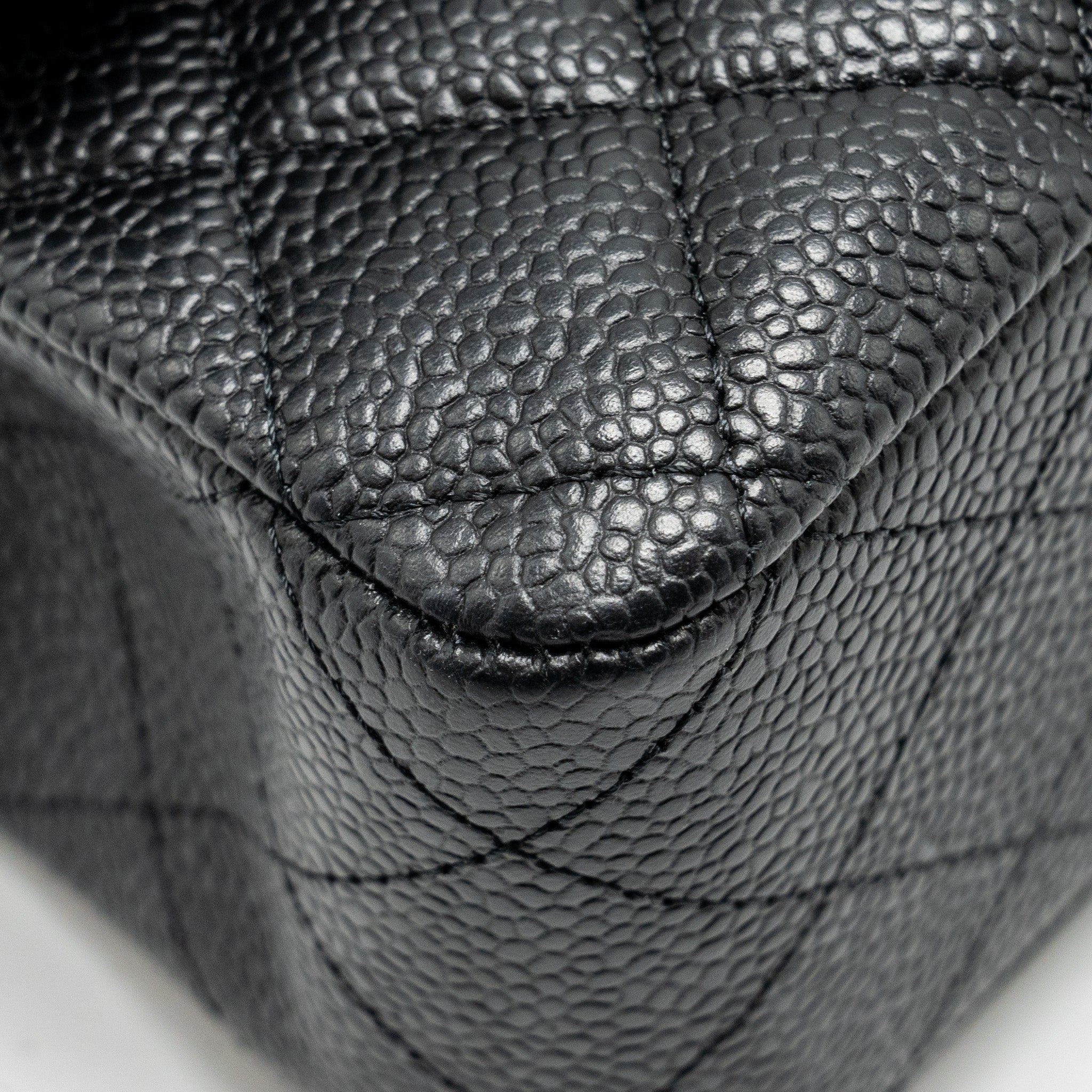 CHANEL MEDIUM CLASSIC DOUBLE FLAP BAG CAVIAR BLACK SHW