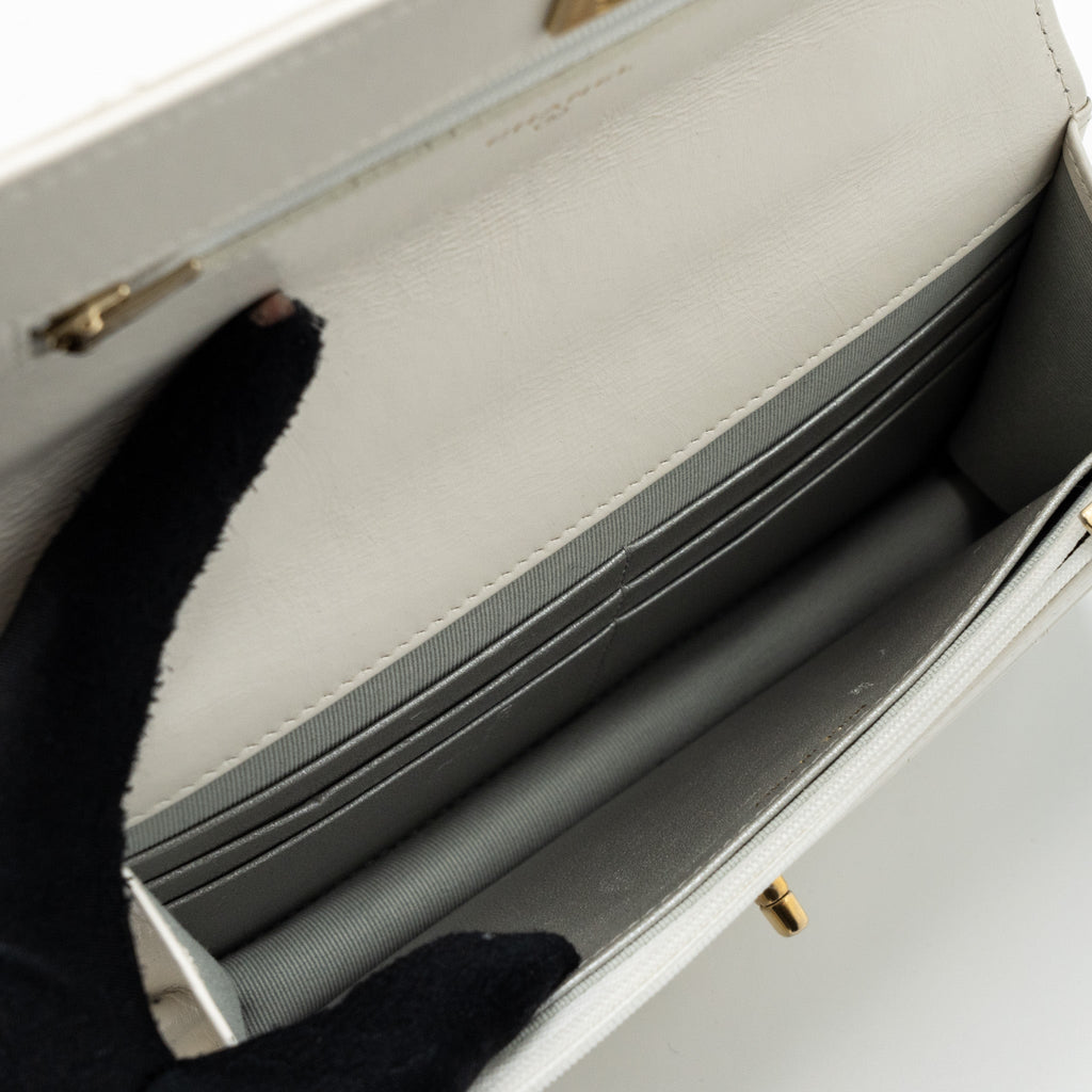 CHANEL 23P LETTER TOP HANDLE WALLET ON CHAIN CALFSKIN WHITE GHW(MICROCHIP)