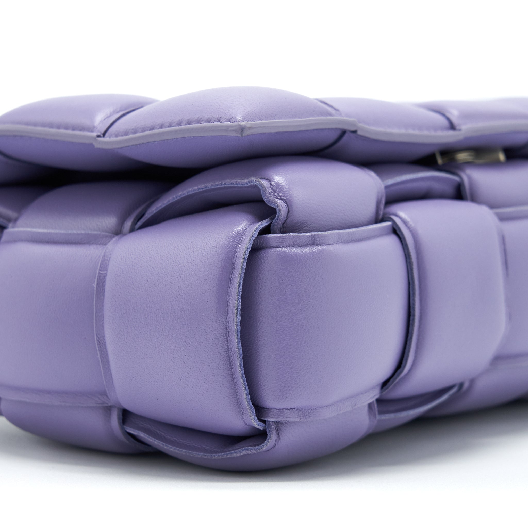 BOTTEGA VENETA PADDED CASSETTE BAG NAPPA LEATHER LAVENDER SHW