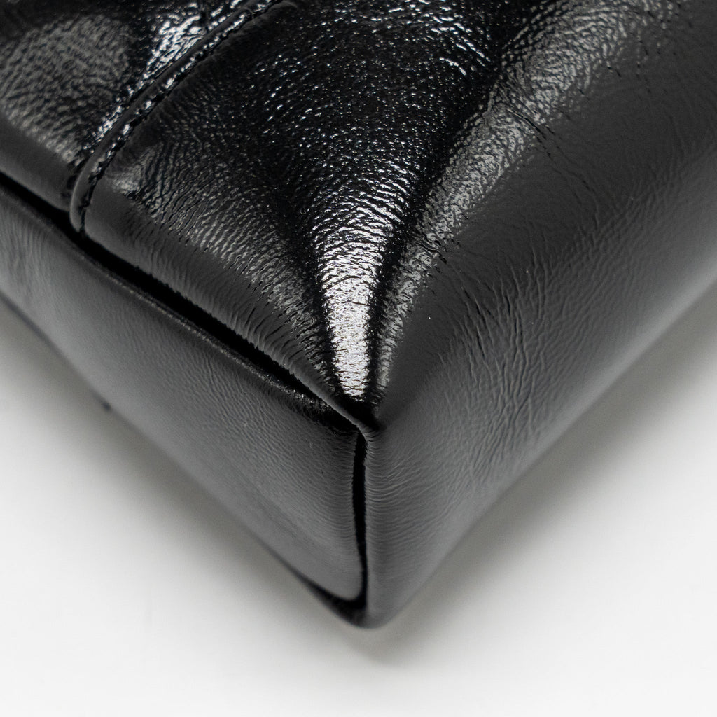 CHANEL MINI 31 CLUTCH WITH CHAIN SHINY CALFSKIN BLACK LGHW (MICROCHIP)