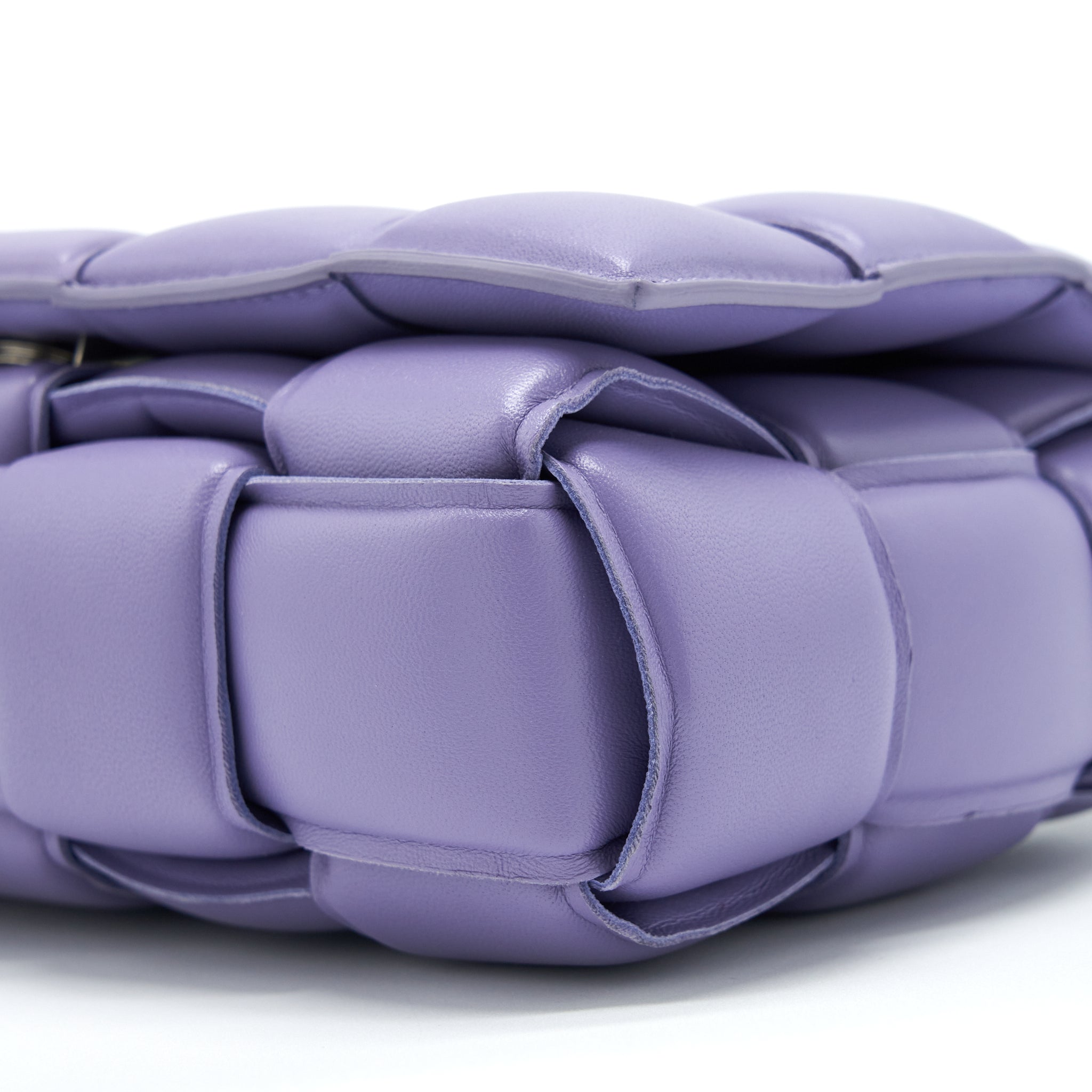 BOTTEGA VENETA PADDED CASSETTE BAG NAPPA LEATHER LAVENDER SHW