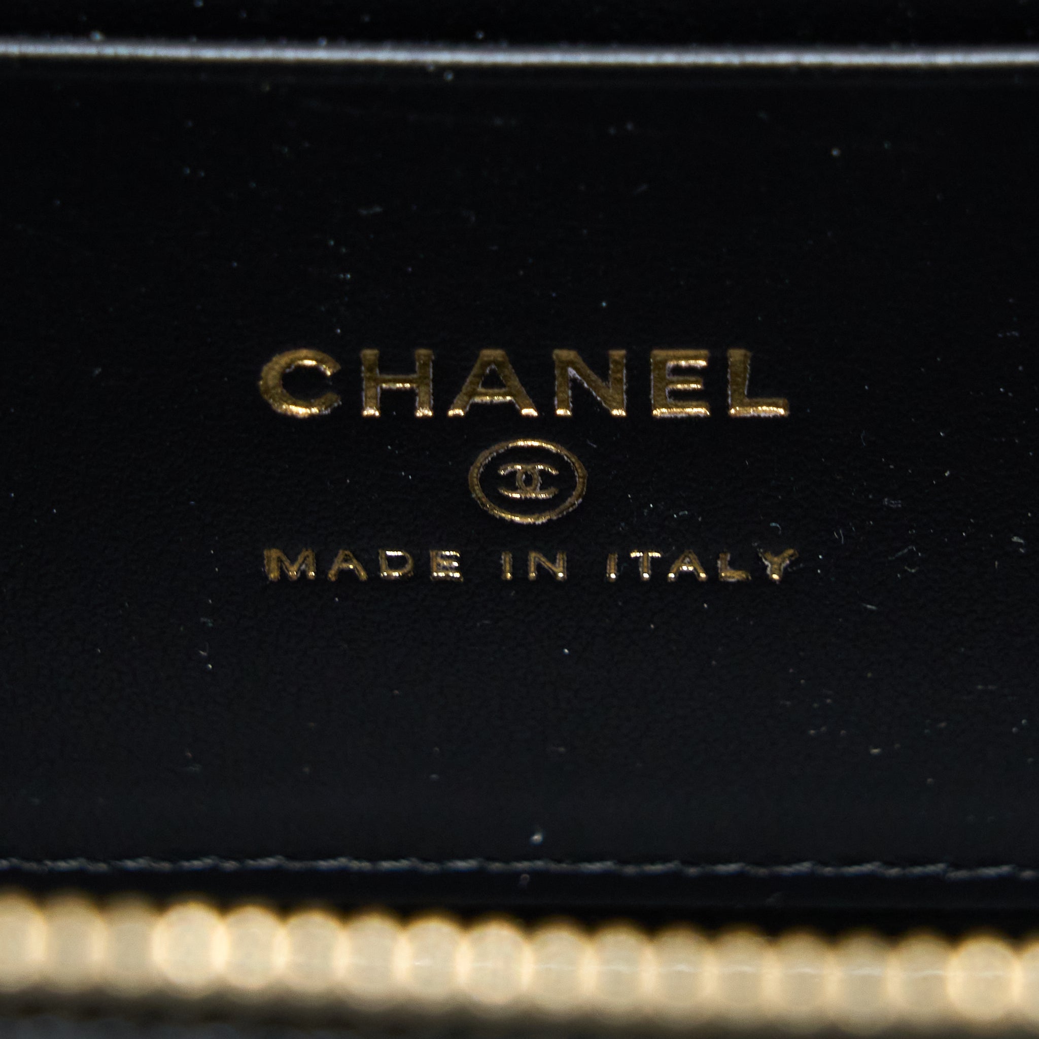 CHANEL LETTER TOP HANDLE LONG VANITY CAVIAR BLACK GHW
