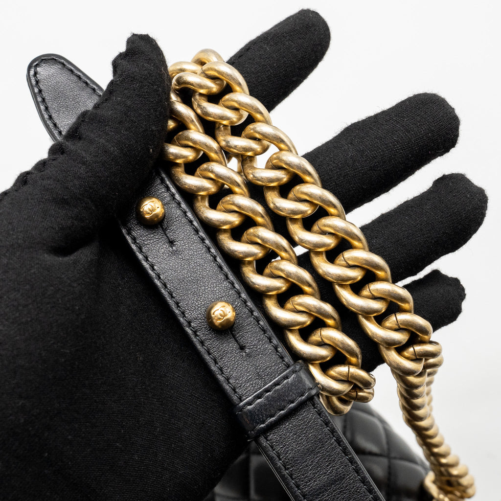 CHANEL MEDIUM BOY BAG LAMBSKIN BLACK GHW