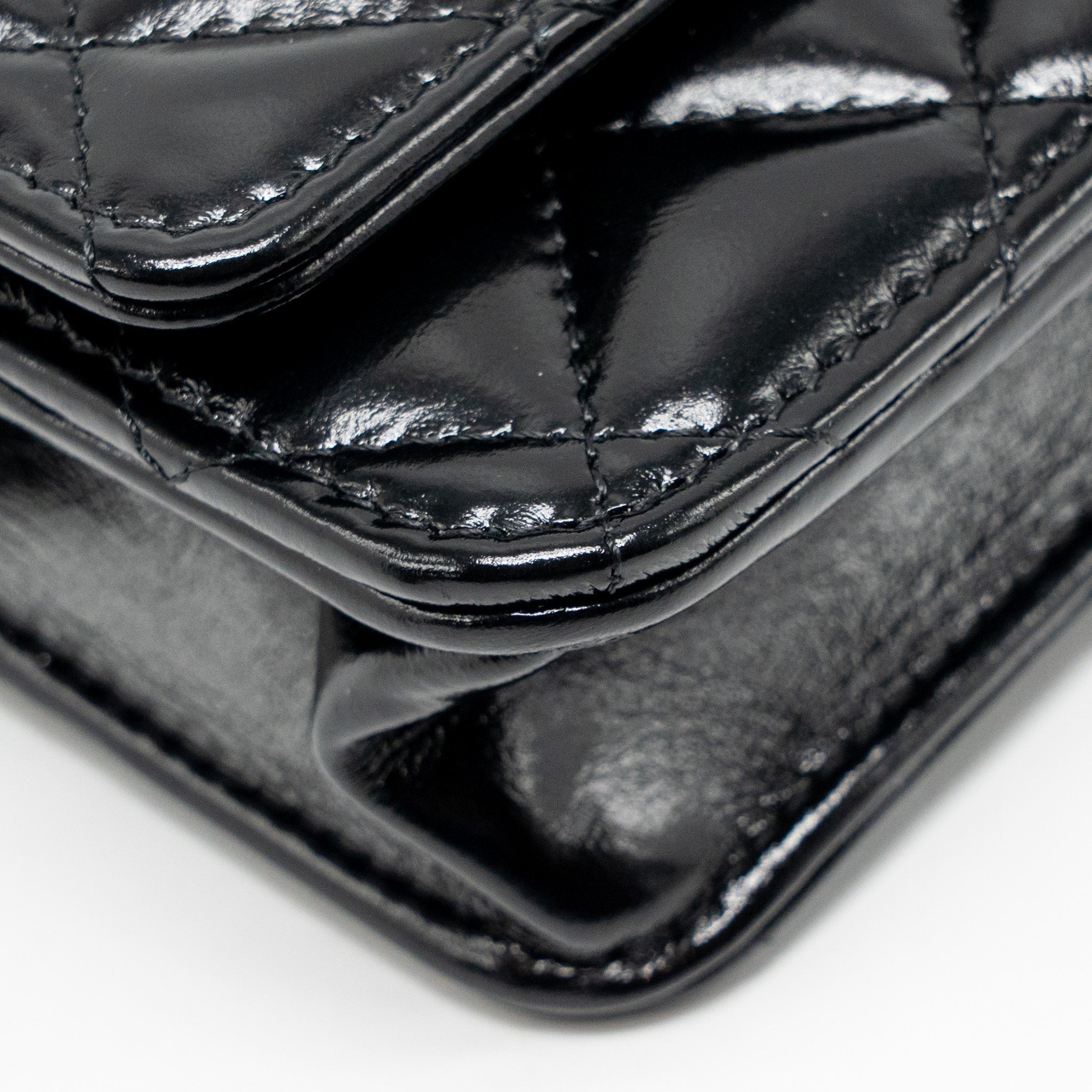 CHANEL 24A DETAILED CHAIN WALLET ON CHAIN SHINY CALFSKIN BLACK GHW (MICROCHIP）