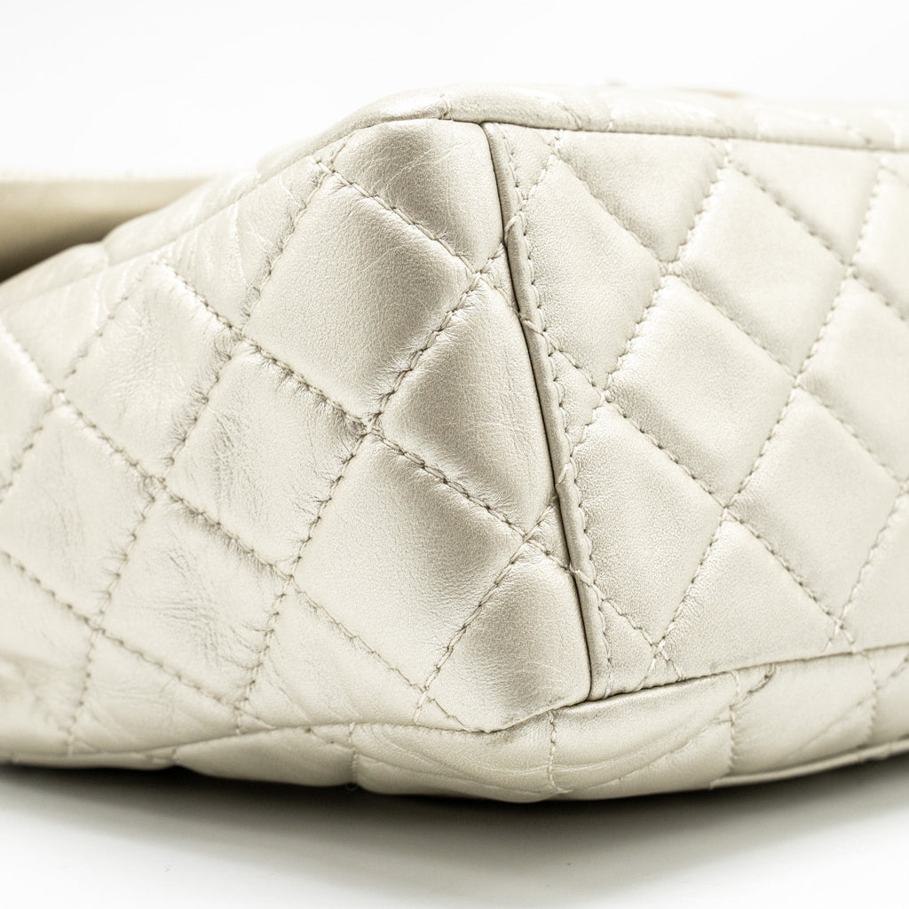 CHANEL CLASSIC QUILTED FLAP BAG LAMBSKIN METALLIC PALE GOLD SHW
