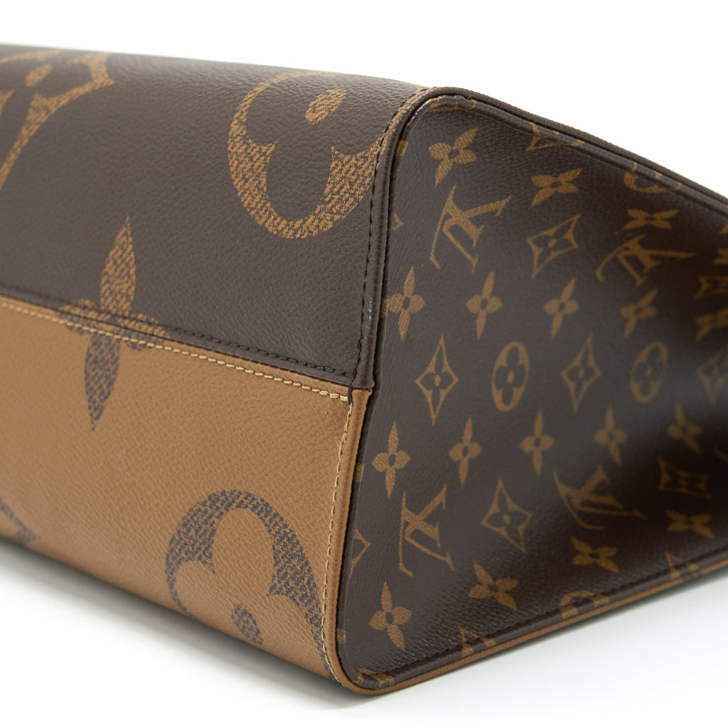 LOUIS VUITTON ON THE GO MM MONOGRAM CANVAS
