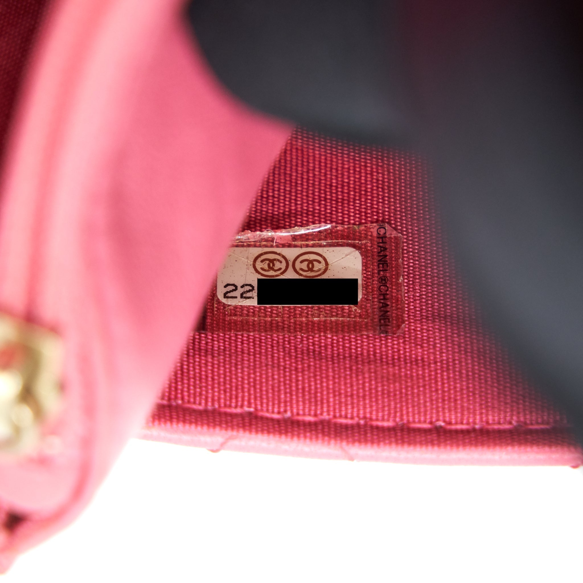 CHANEL BOY WALLET ON CHAIN PINK GHW