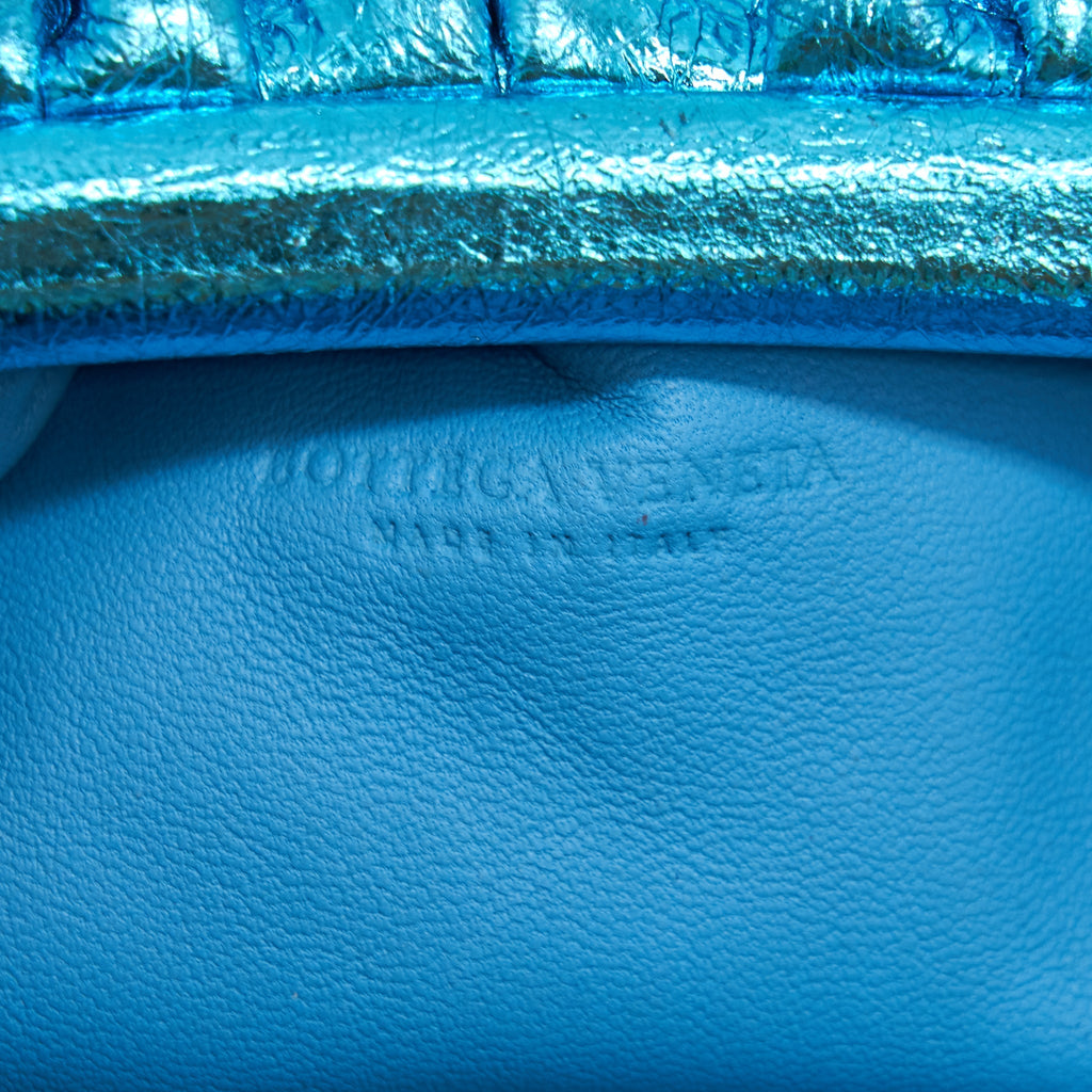 BOTTEGA VENETA MINI POUCH METALLIC BLUE