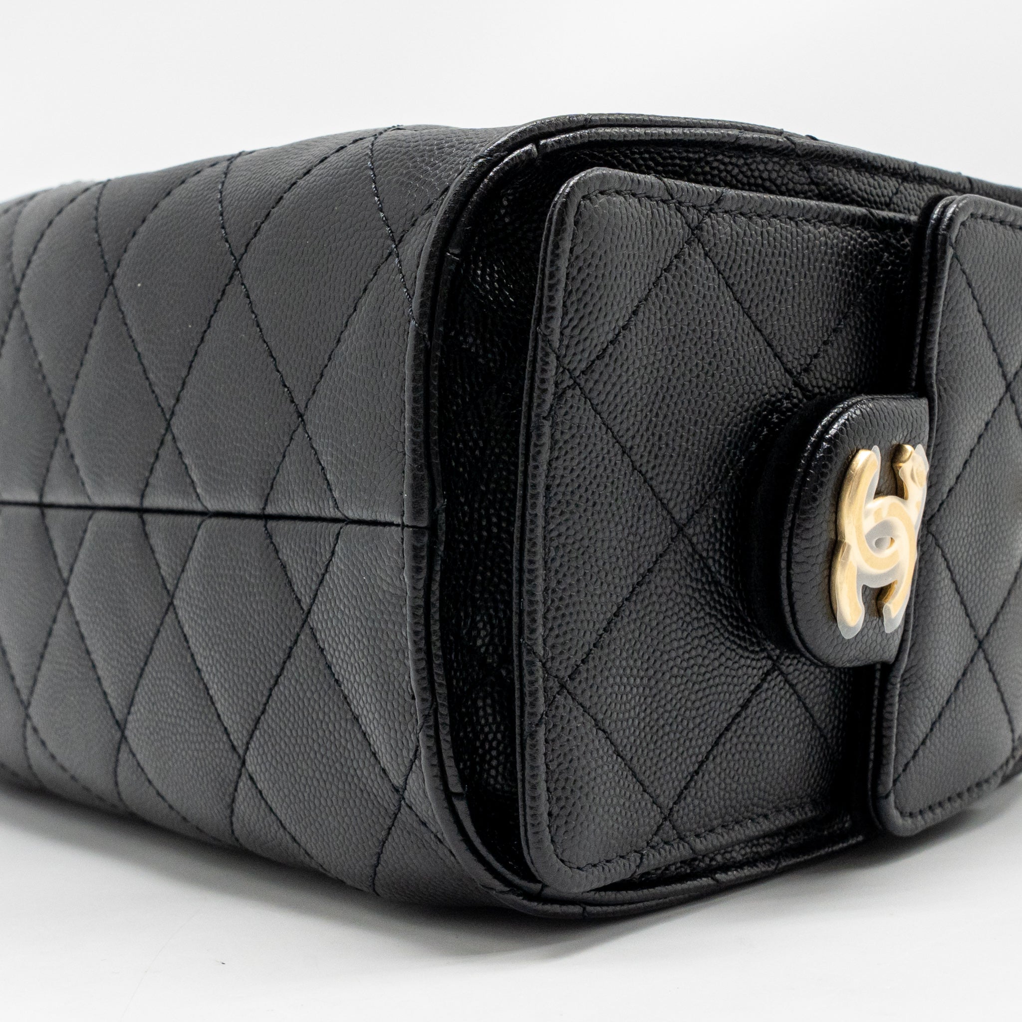 CHANEL MINI 25 BAG CAVIAR BLACK GHW (MICROCHIP)
