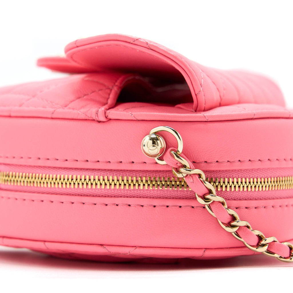 CHANEL 22S HEART BAG LAMBSKIN PINK LGHW (MICROCHIP)