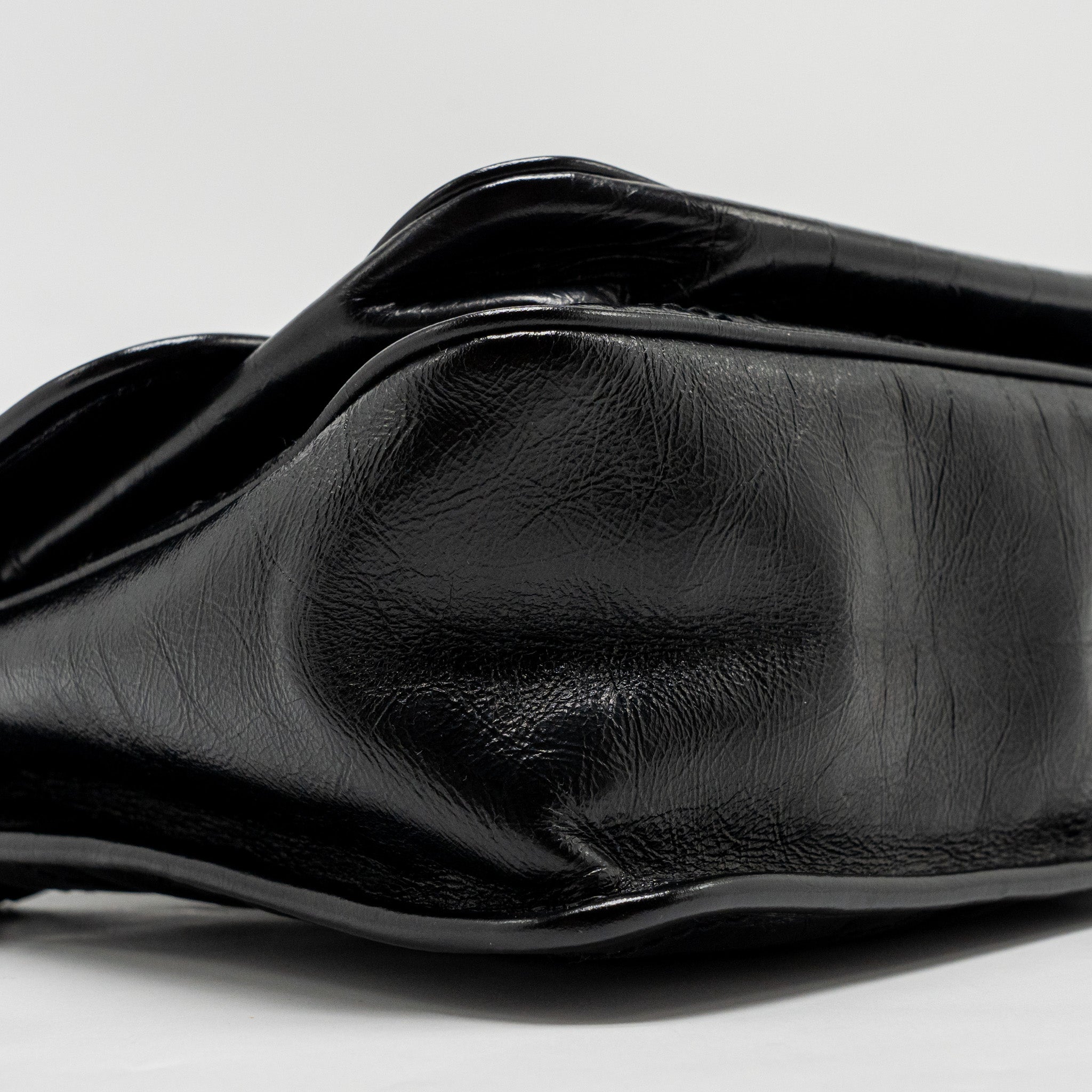 SAINT LAURENT/YSL MEDIUM NIKI CHAIN BAG VINTAGE CALFSKIN BLACK SHW