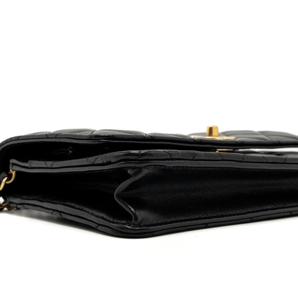 CHANEL 22S PEARL CRUSH WALLET ON CHAIN LAMBSKIN BLACK BRUSHED GHW (MICROCHIP)