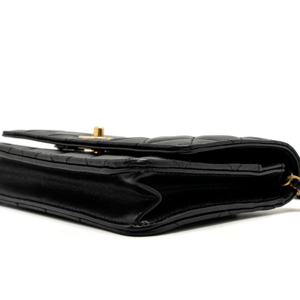 CHANEL 22S PEARL CRUSH WALLET ON CHAIN LAMBSKIN BLACK BRUSHED GHW (MICROCHIP)