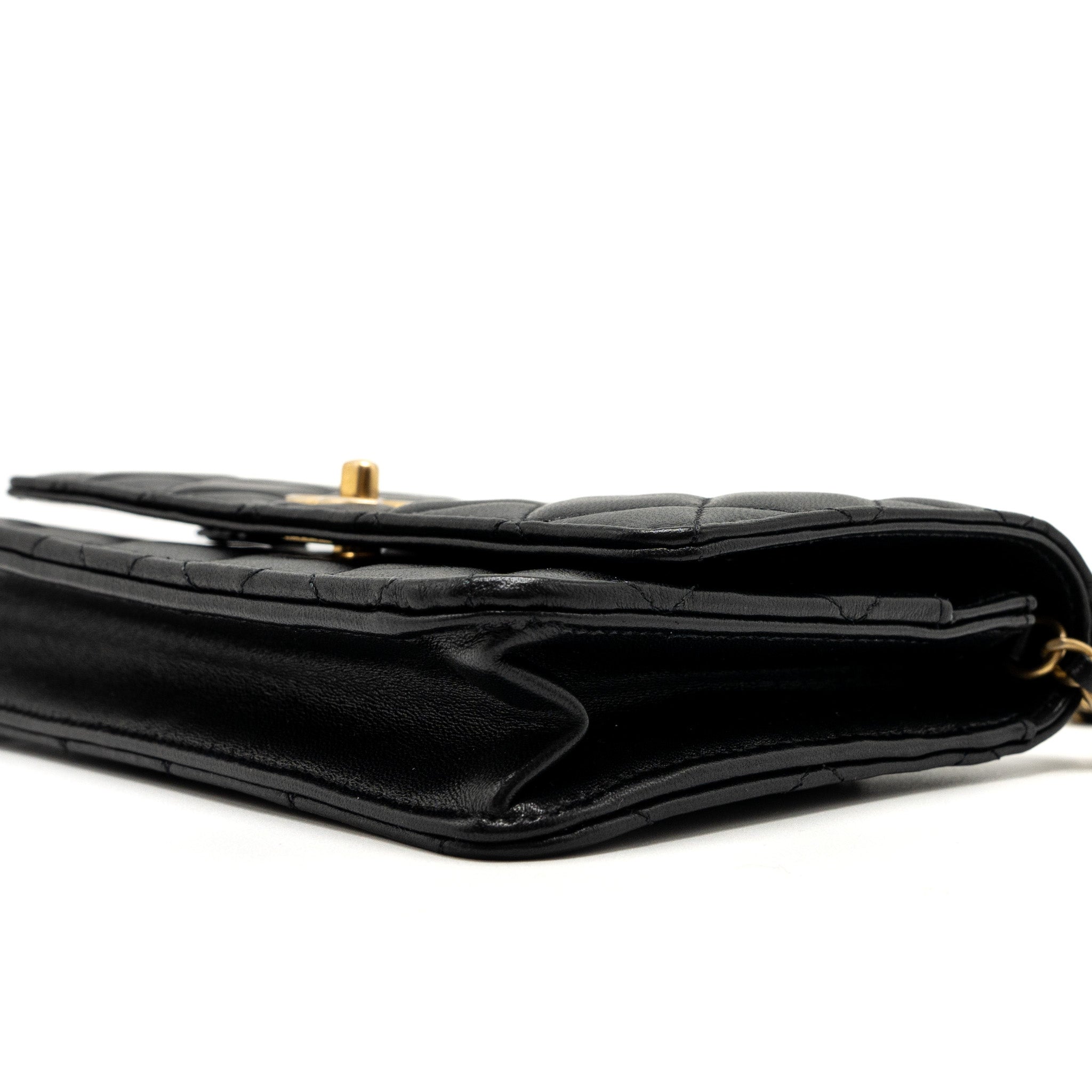 CHANEL 22S PEARL CRUSH WALLET ON CHAIN LAMBSKIN BLACK BRUSHED GHW (MICROCHIP)