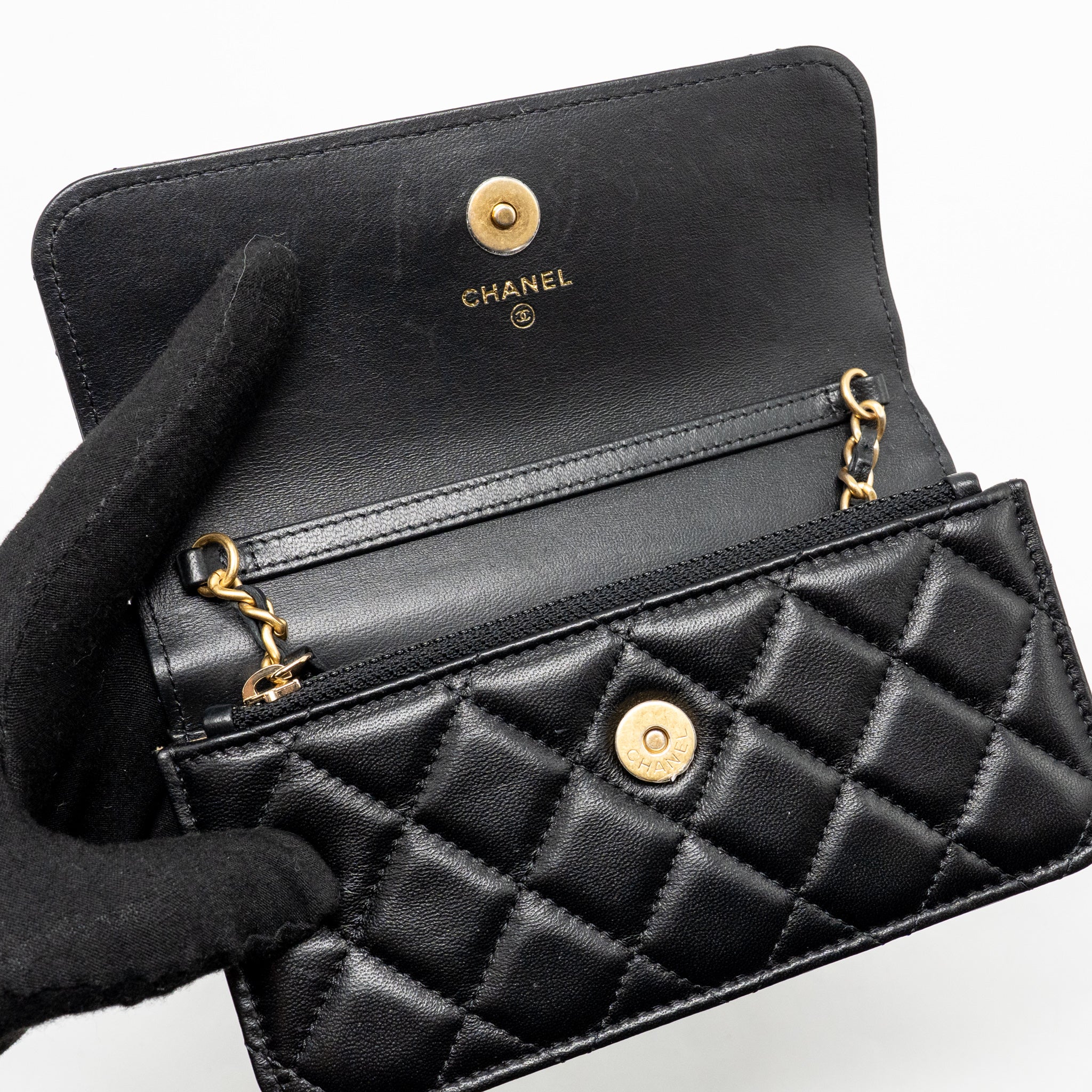 CHANEL PEARL CRUSH MINI WALLET ON CHAIN LAMBSKIN BLACK GHW (MICROCHIP)
