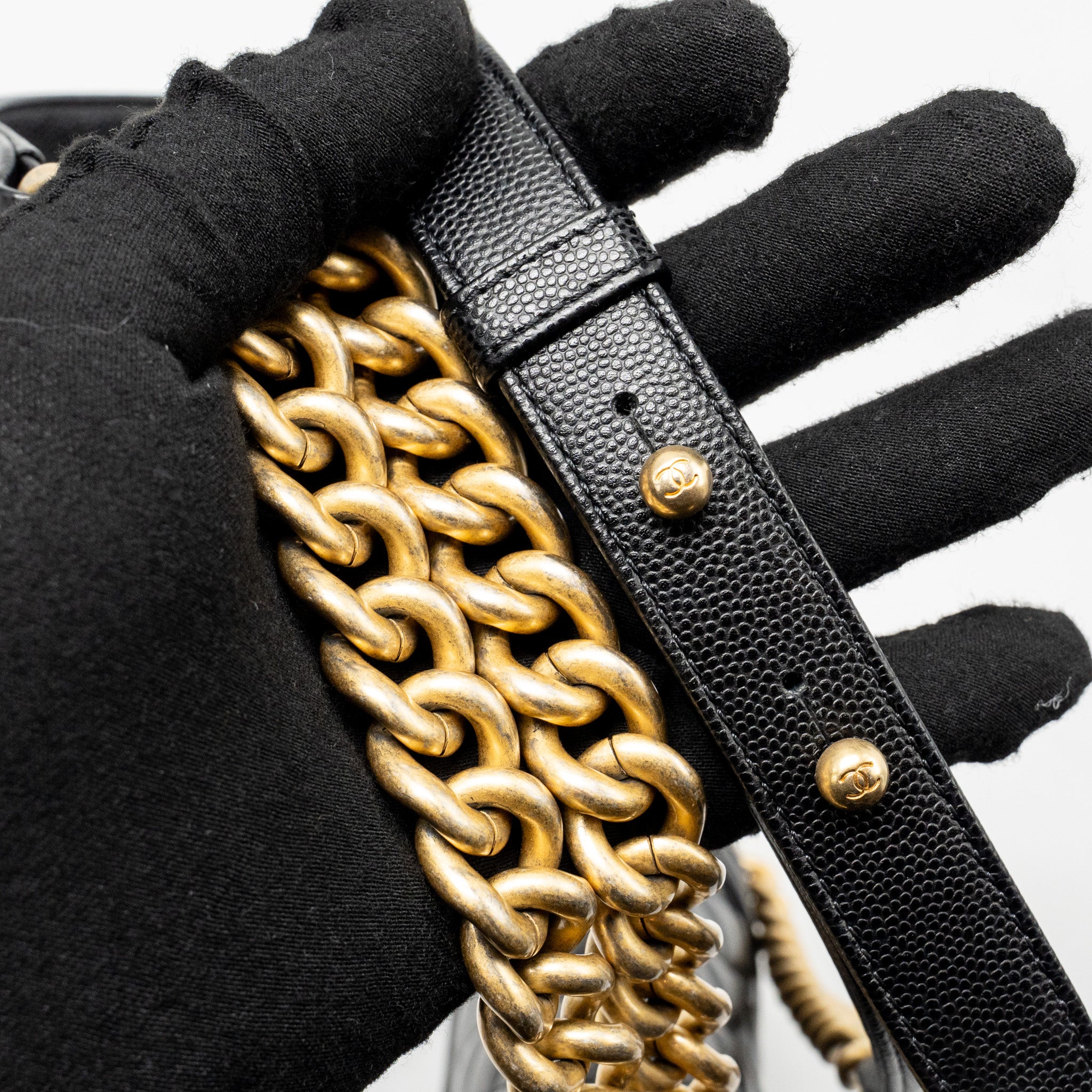 CHANEL SMALL BOY BAG CAVIAR BLACK GHW (MICROCHIP)