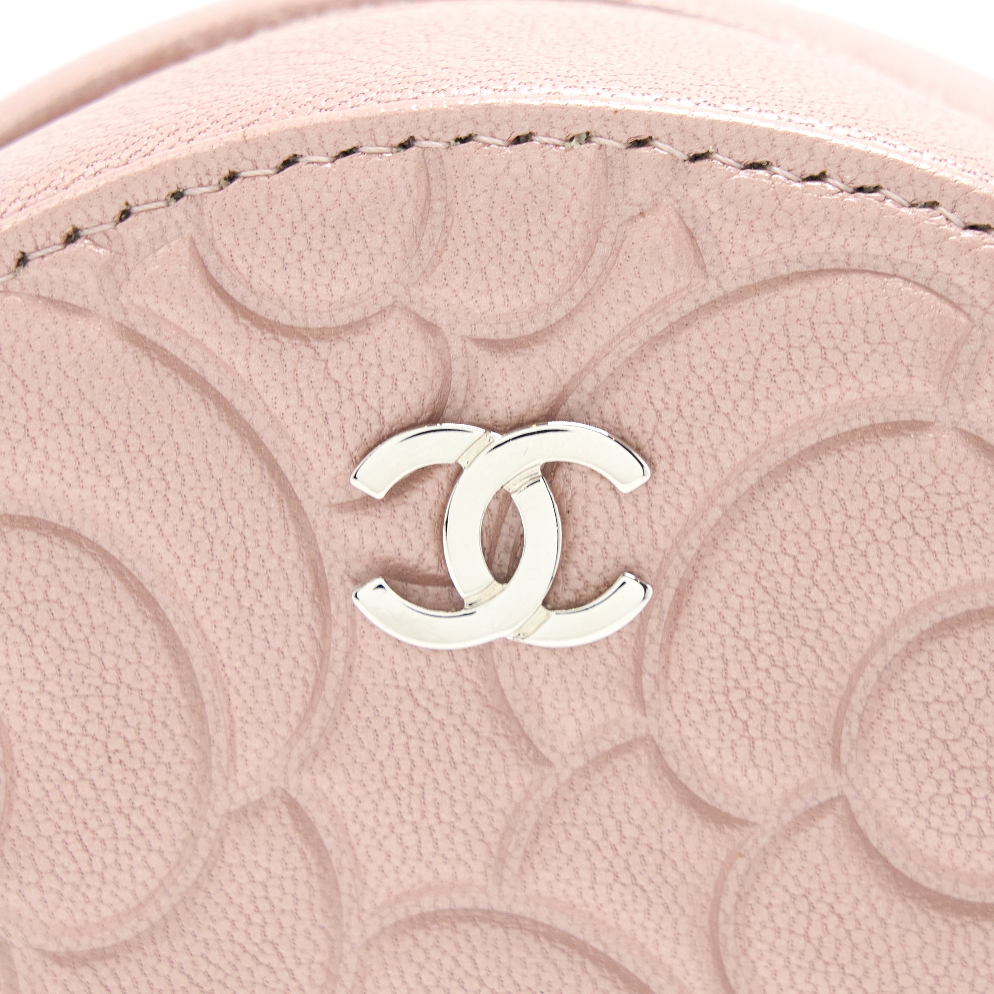 CHANEL ROUND CLUTCH WITH CHAIN CAMELLIA CALFSKIN NUDE PINK SHW