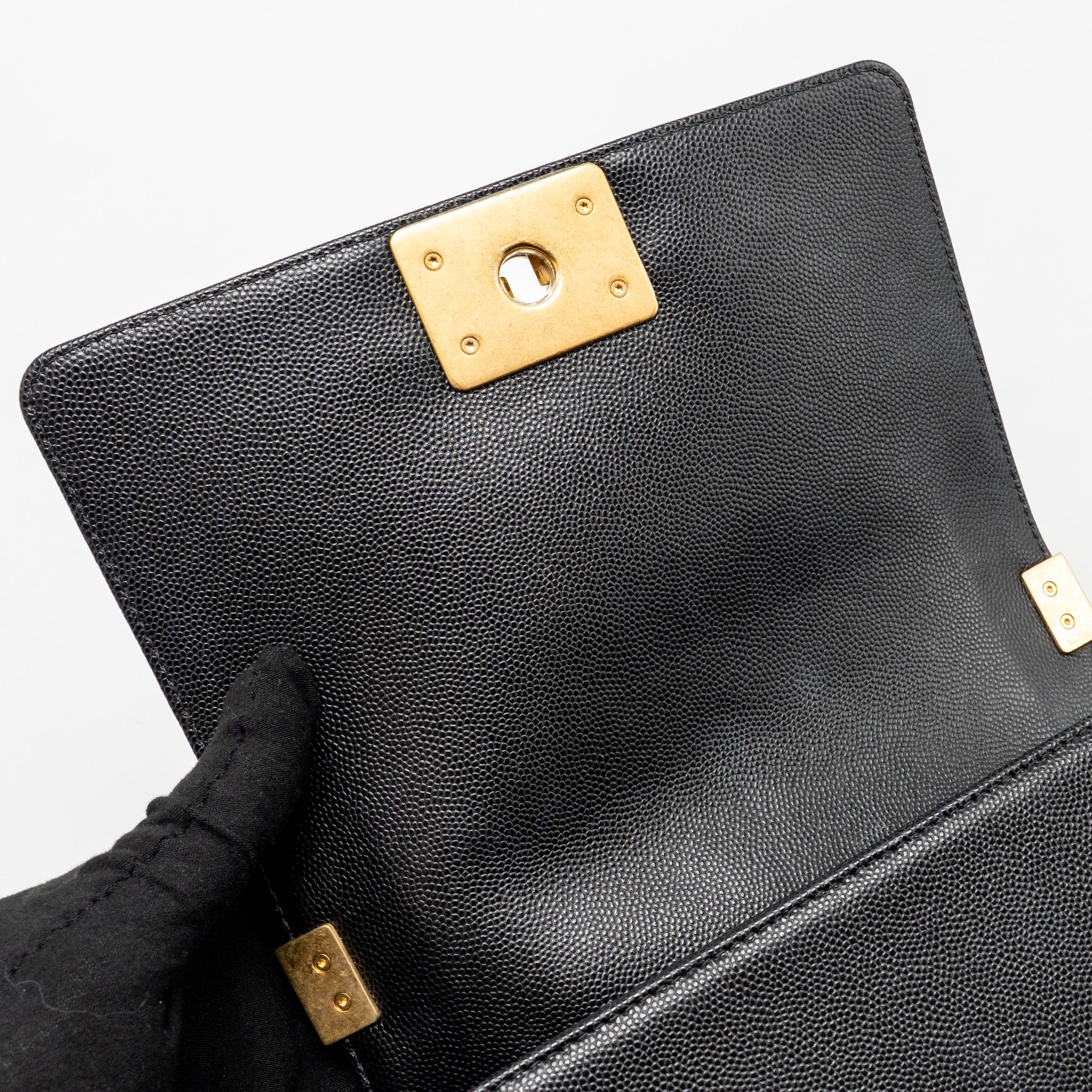 CHANEL SMALL BOY BAG CAVIAR BLACK GHW (MICROCHIP)