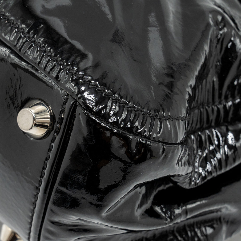 MIU MIU TURNLOCK TOTE BAG PATENT BLACK SHW