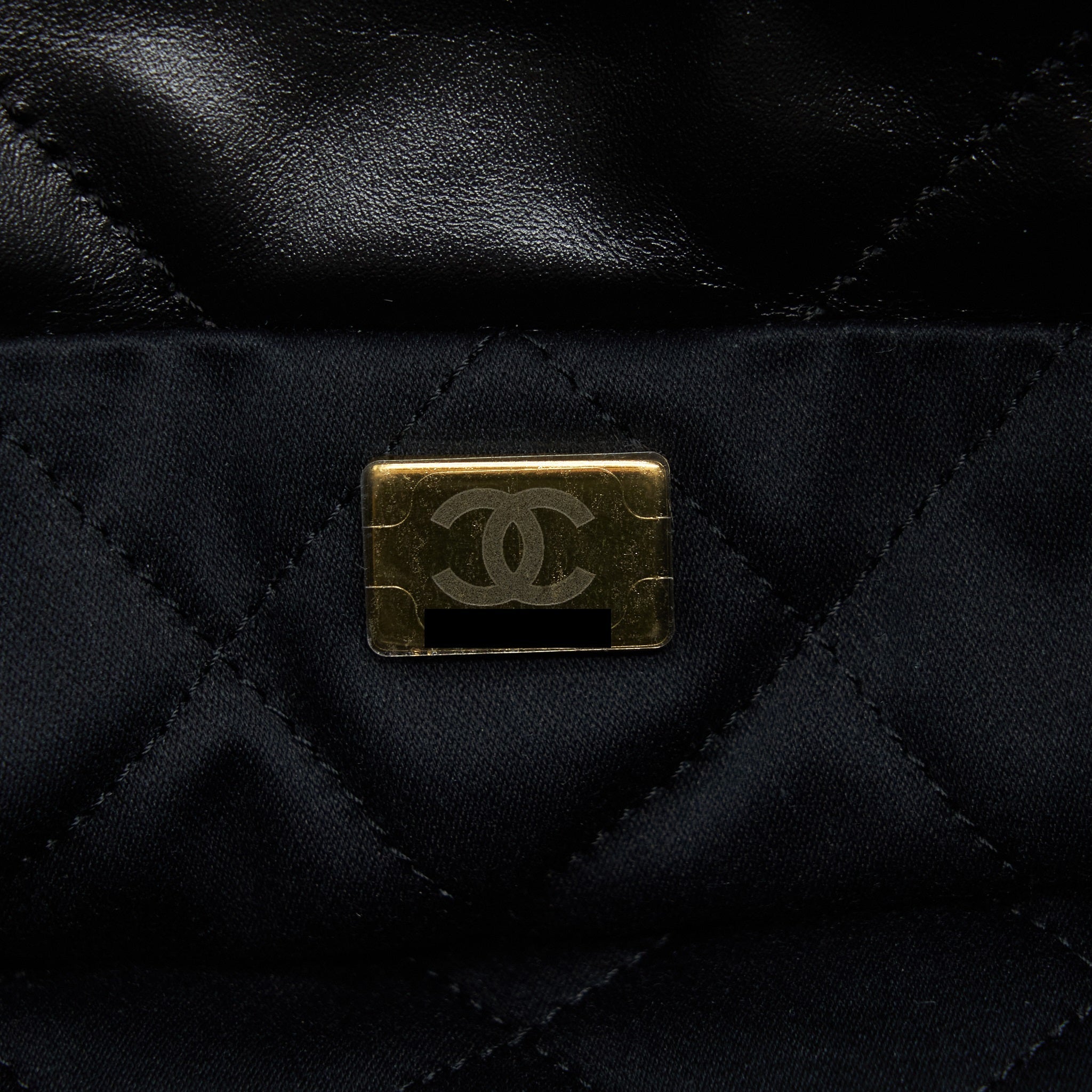 CHANEL SMALL 22 BAG BLACK WITH GHW (MICROCHIP)