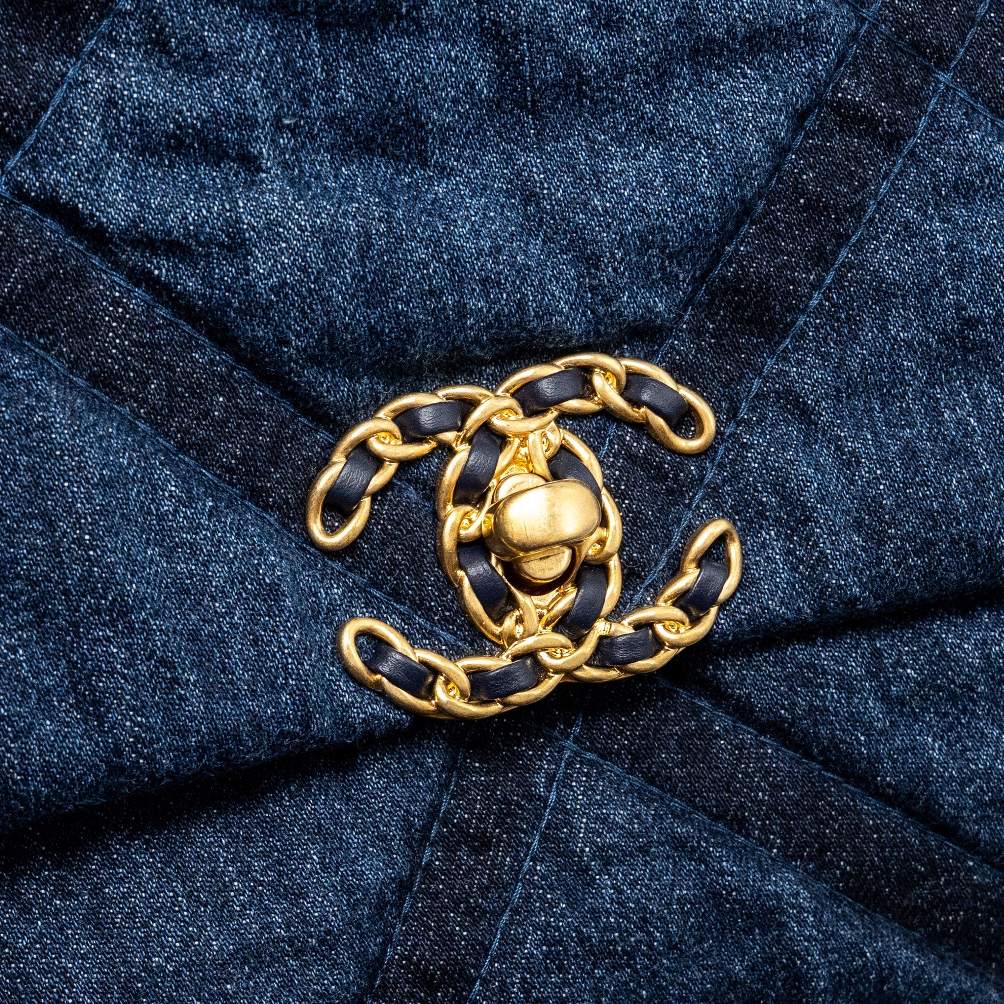 CHANEL LARGE 19 BAG DENIM DARK BLUE MULTICOLOR HARDWARE