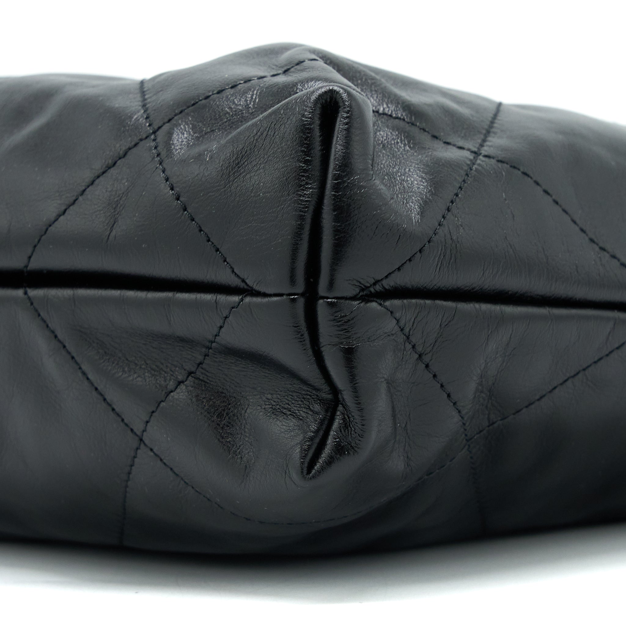 CHANEL SMALL 22 BAG SHINY CALFSKIN BLACK GHW (MICROCHIP)