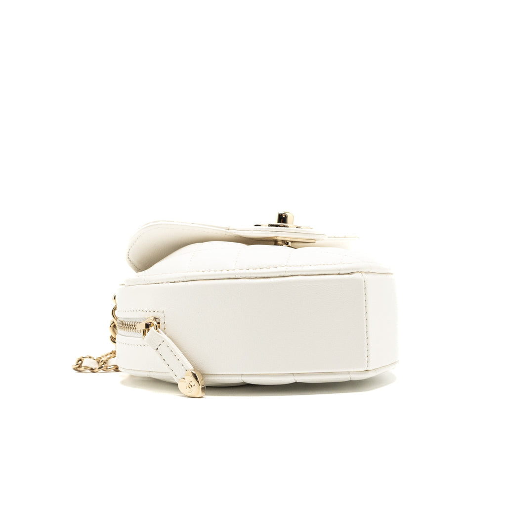 CHANEL 22S SMALL HEART BAG LAMBSKIN WHITE LGHW