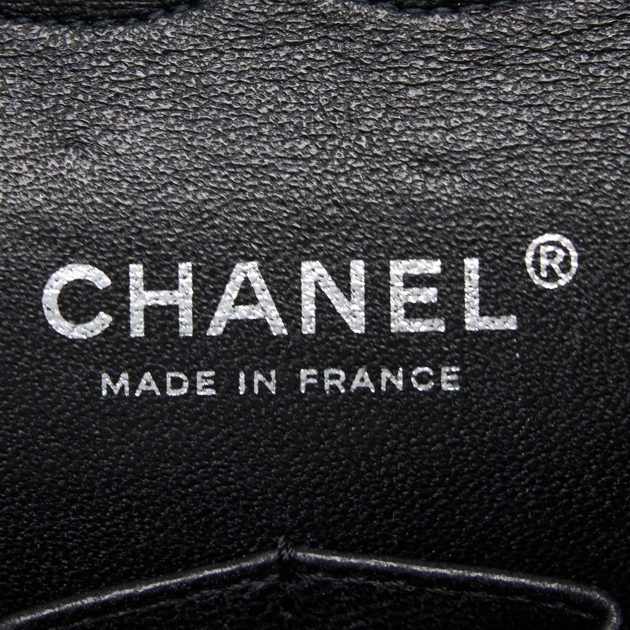 CHANEL VINTAGE MEDIUM CLASSIC FLAP BAG TWEED BLACK AND WHITE SHW