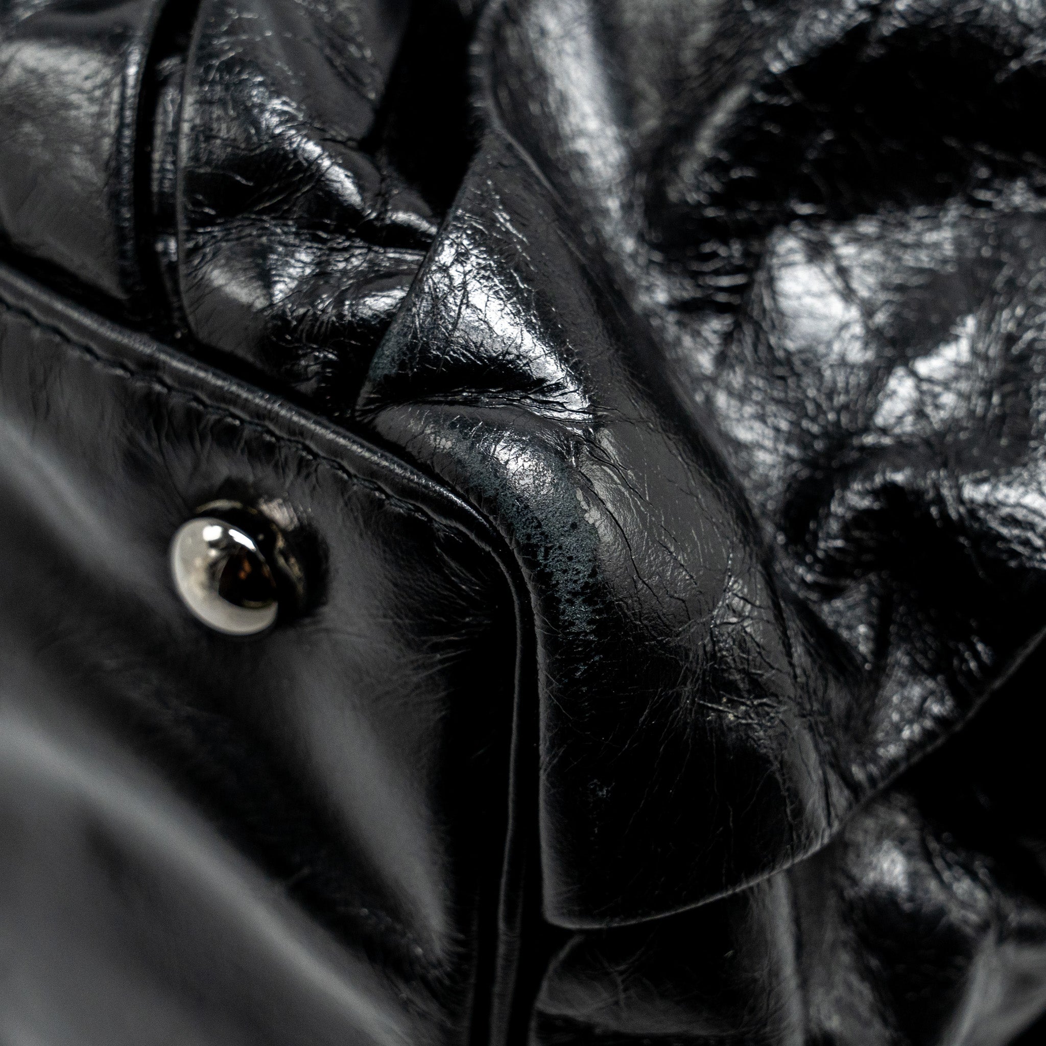 CHANEL TWISTED TOTE BAG CALFSKIN BLACK SHW
