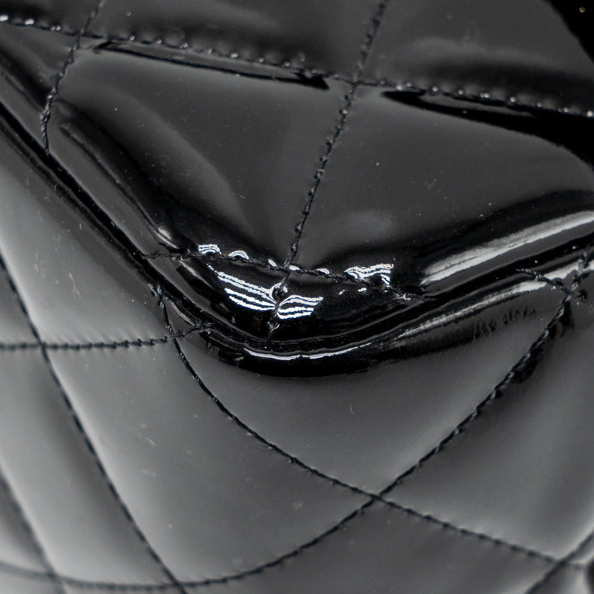 CHANEL JUMBO CLASSIC DOUBLE FLAP BAG PATENT BLACK SHW