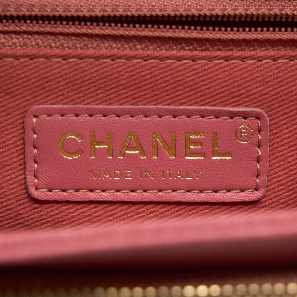 CHANEL SMALL BUSINESS AFFINITY CAVIAR PINK LGHW