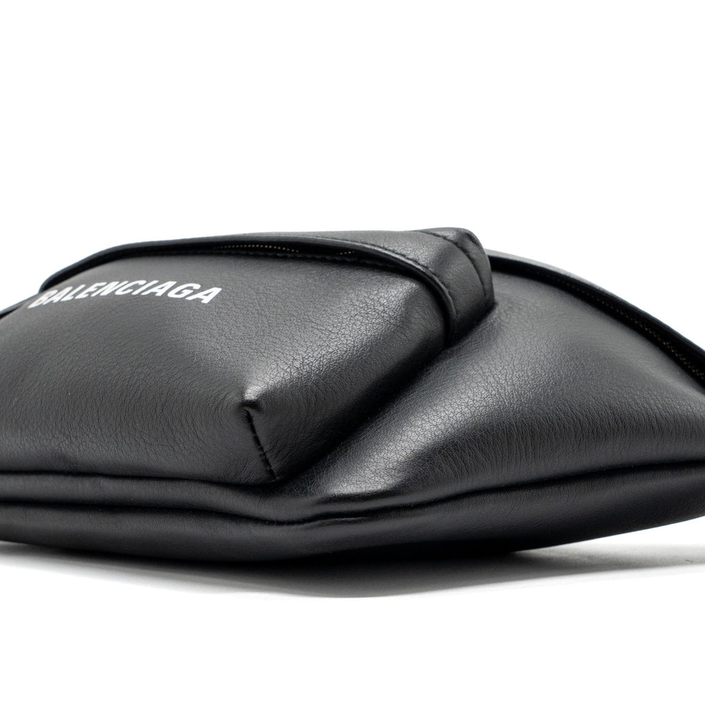 BALENCIAGA EVERYDAY BELTPACK CALFSKIN BLACK SHW