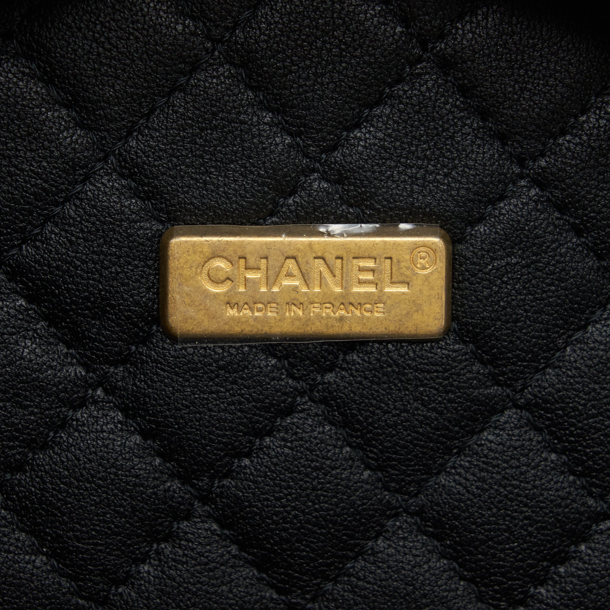 CHANEL 22C SMALL VANITY CASE BEECH WOOD, CALFSKIN BEIGE / BLACK WITH GHW