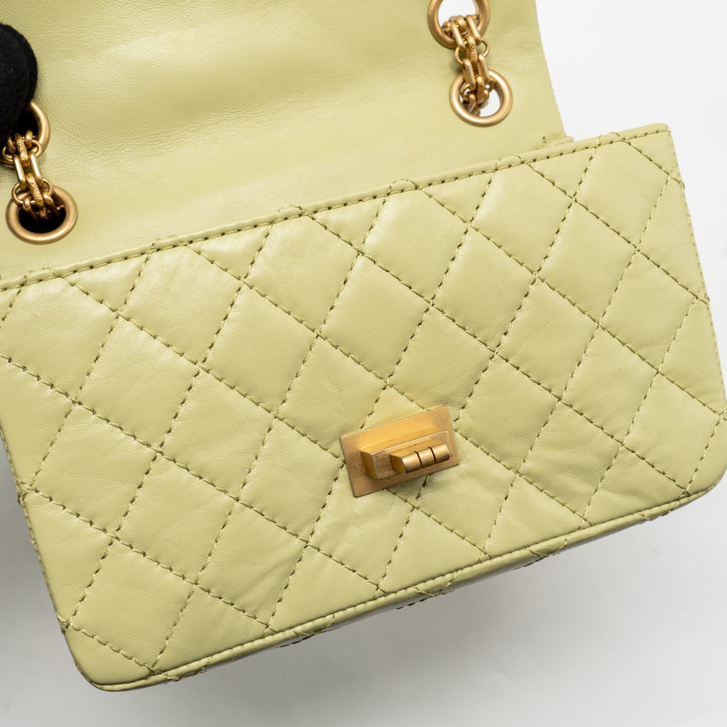 CHANEL MINI 2.55 REISSUE AGED CALFSKIN GREEN GHW