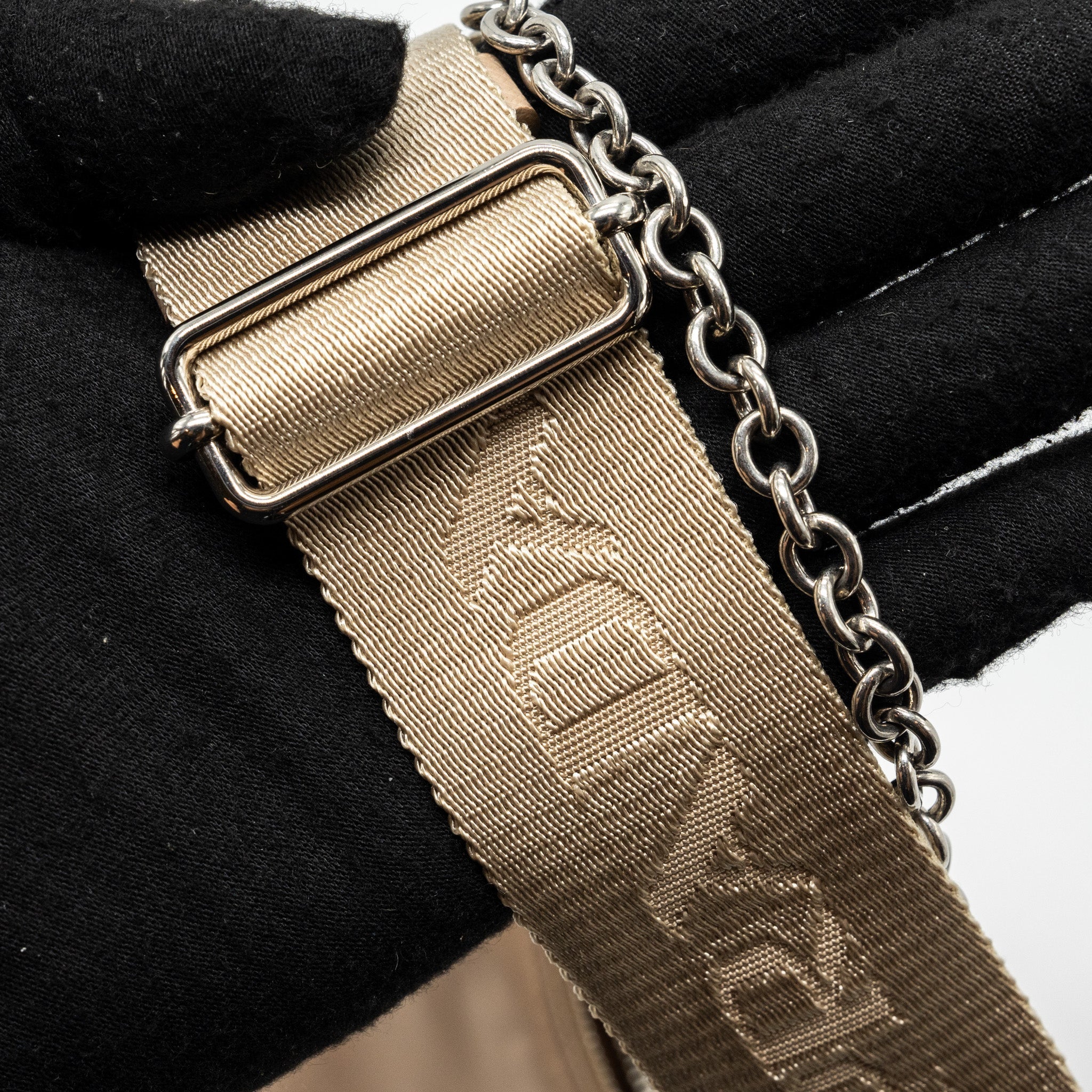PRADA RE-EDITION 2005 SHOULDER BAG RE-NYLON BEIGE SHW