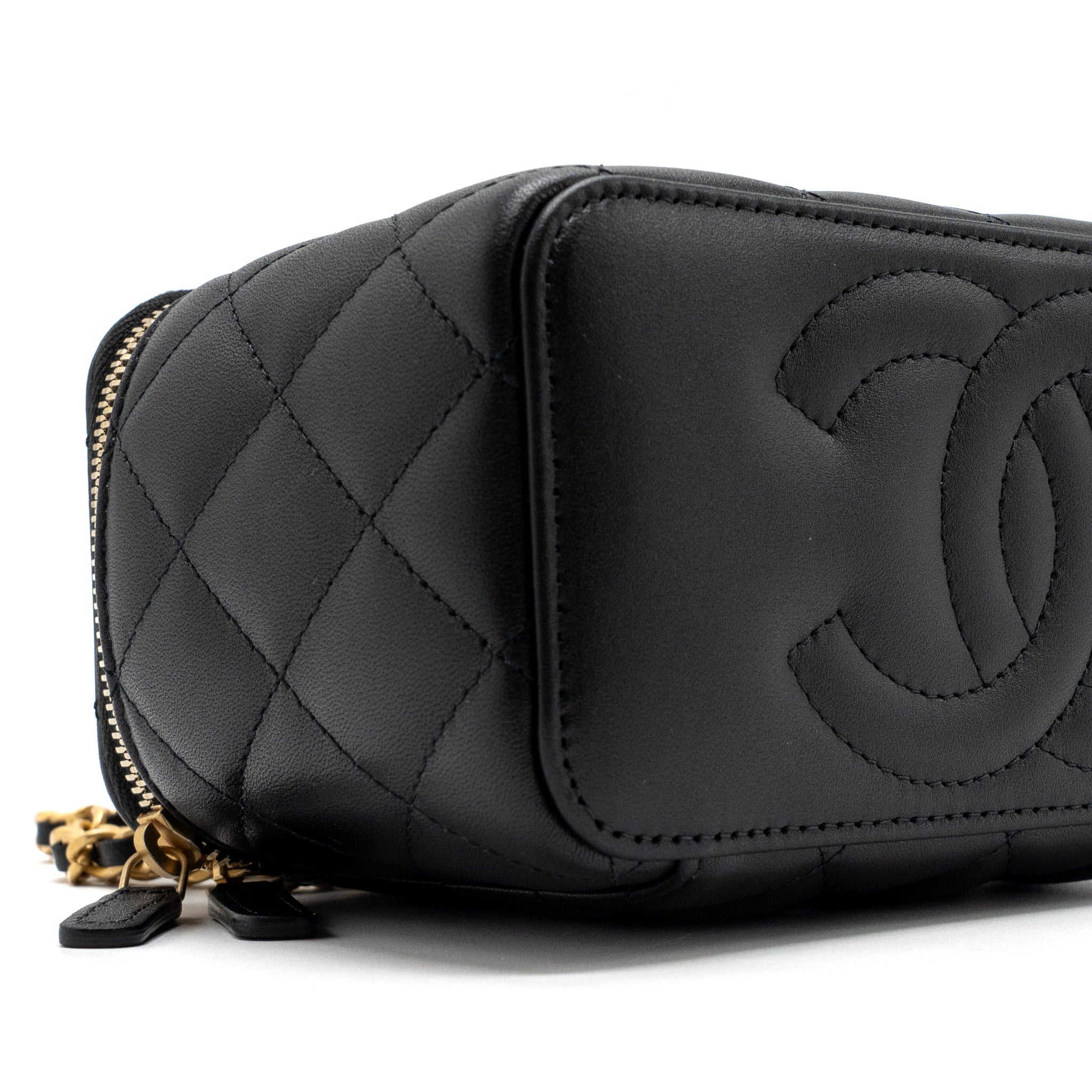 CHANEL DETAIL TOP HANDLE LONG VANITY WITH CHAINS LAMBSKIN BLACK GHW(MICROCHIP)