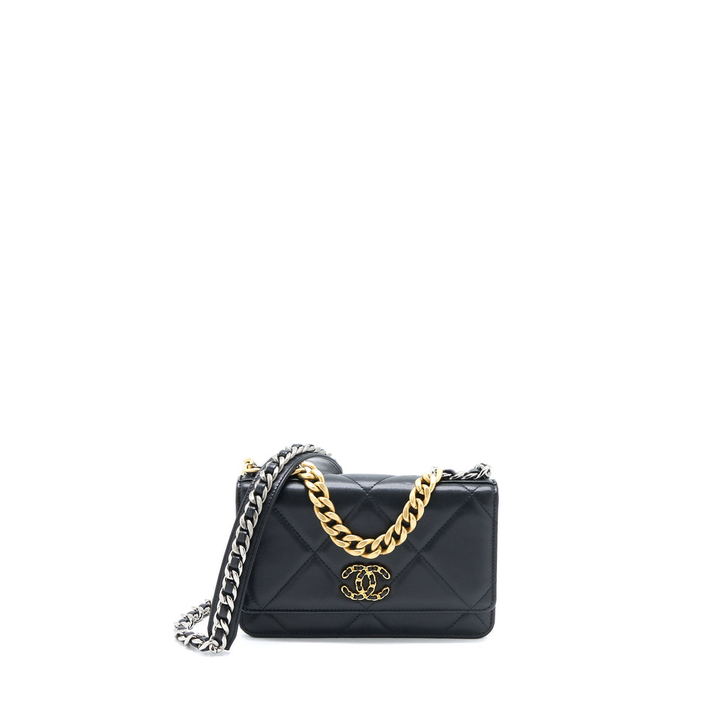 CHANEL 19 WALLET ON CHAIN LAMBSKIN BLACK MULTICOLOUR HARDWARE