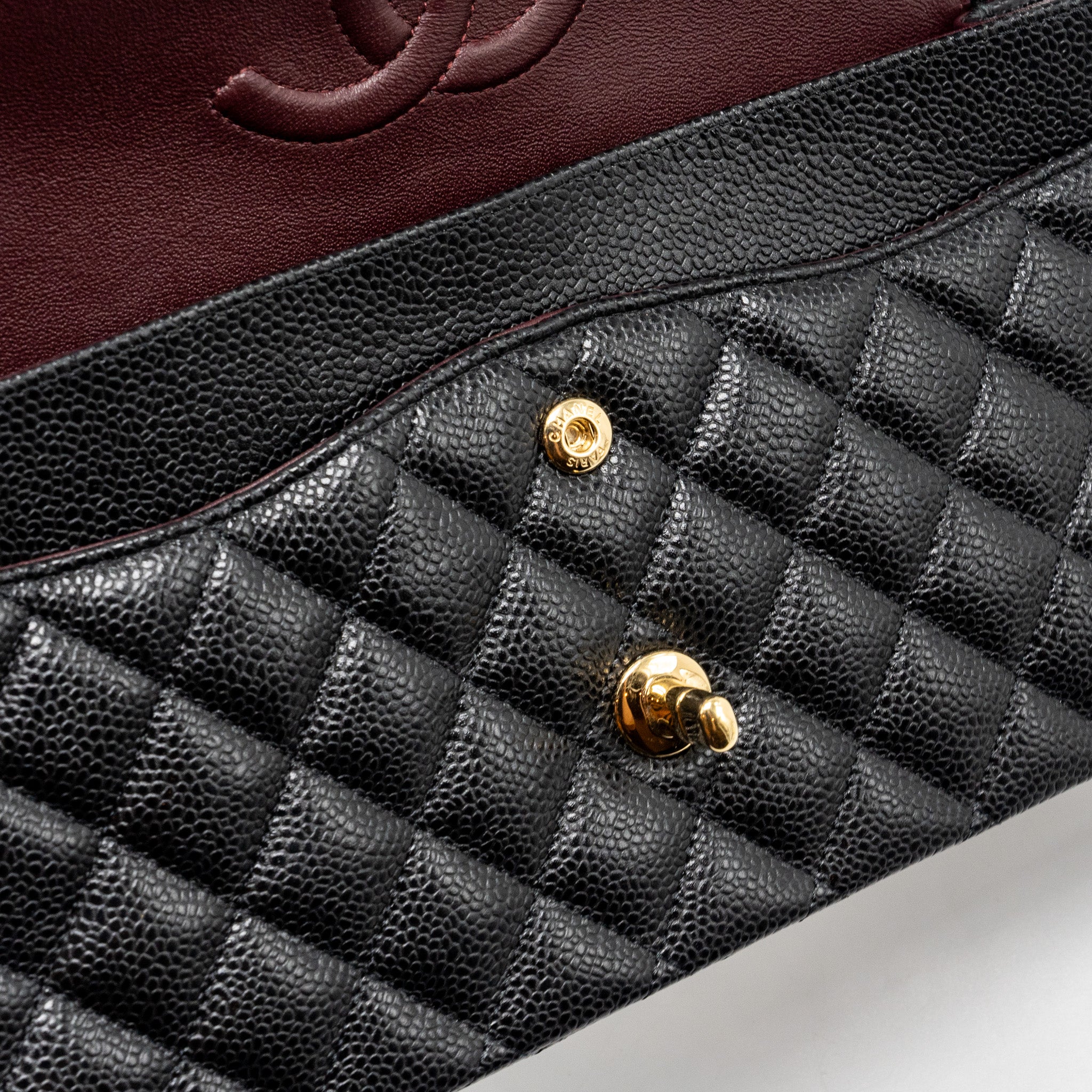 CHANEL MEDIUM CLASSIC DOUBLE FLAP BAG CAVIAR BLACK GHW