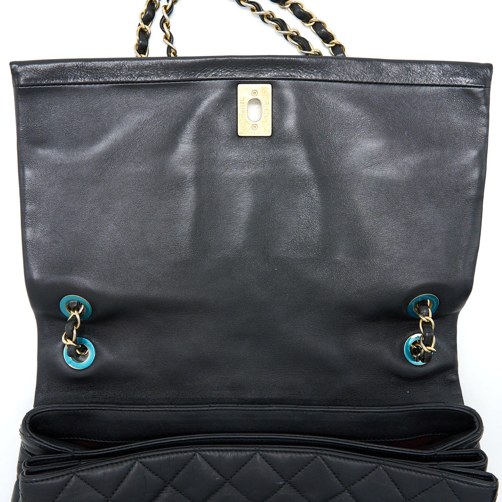 CHANEL QUILTED SEASONAL FLAP BAG BLACK GHW
