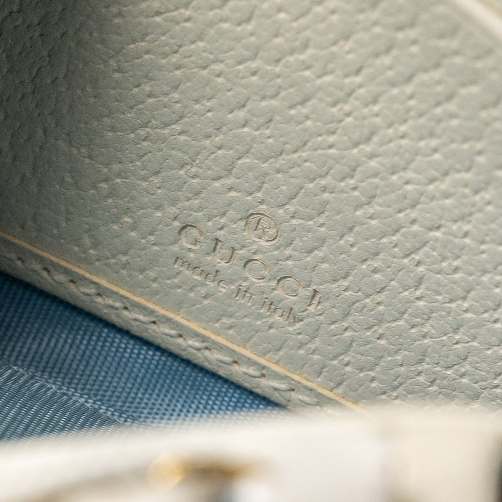 GUCCI MINI PADLOCK POUCH WITH CHAIN WITH BEE PRINTED CALFSKIN WHITE/GOLD GHW