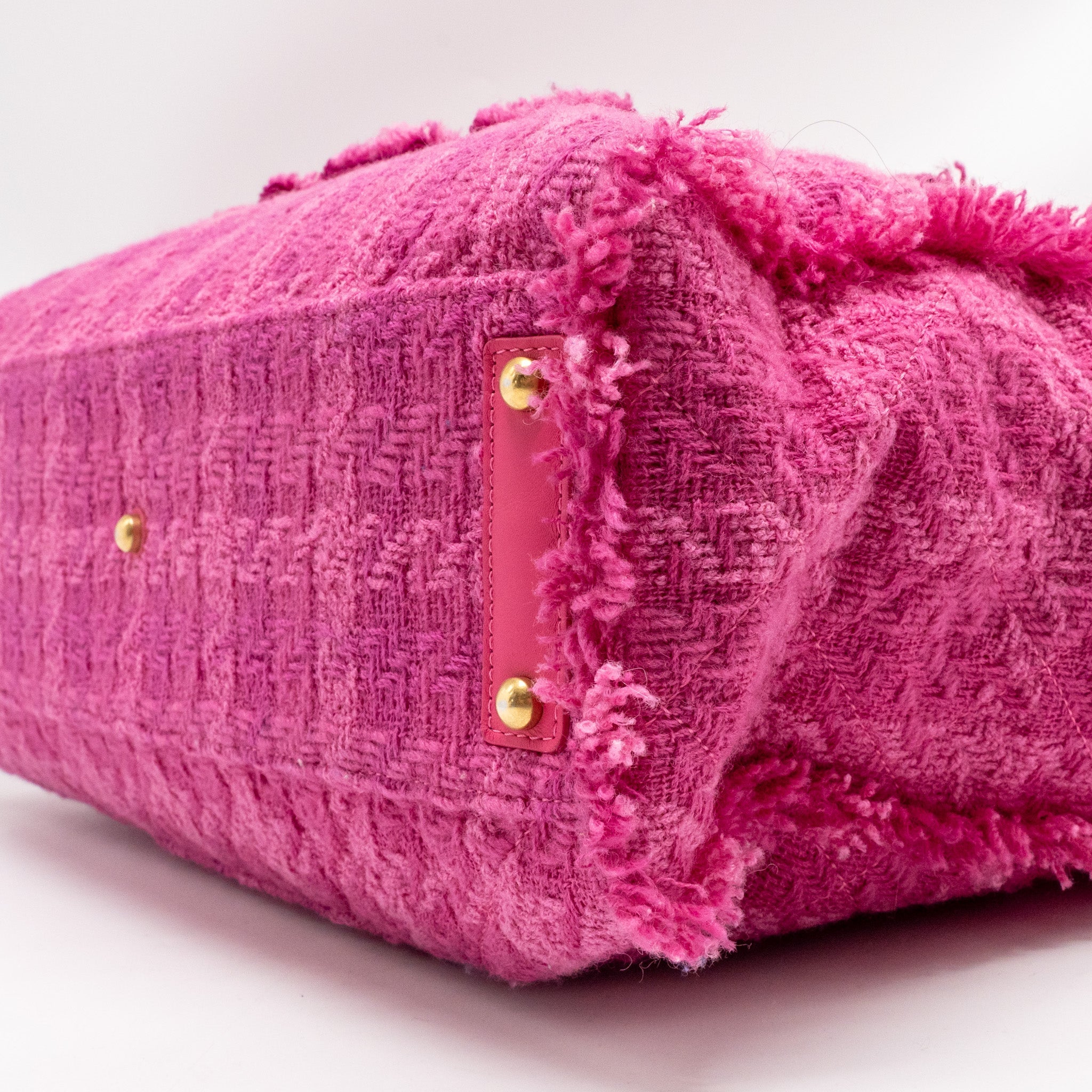 CHANEL LETTER LOGO ZIPPED SHOPPING BAG TWEED PINK GHW