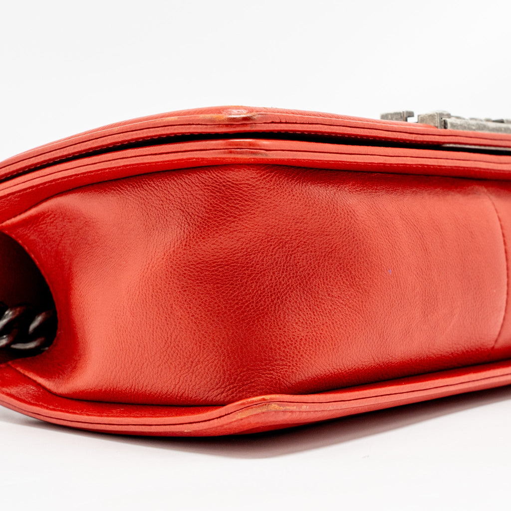 CHANEL QUILTED MEDIUM BOY BAG CALFSKIN RED RUTHENIUM SILVER HARDWARE