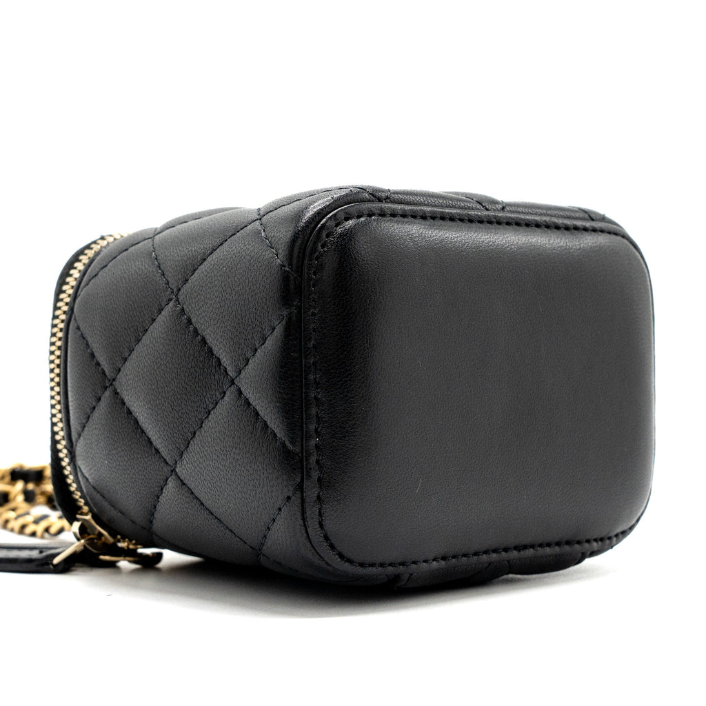 CHANEL PEARL CRUSH MINI VANITY WITH CHAIN LAMBSKIN BLACK WITH GHW