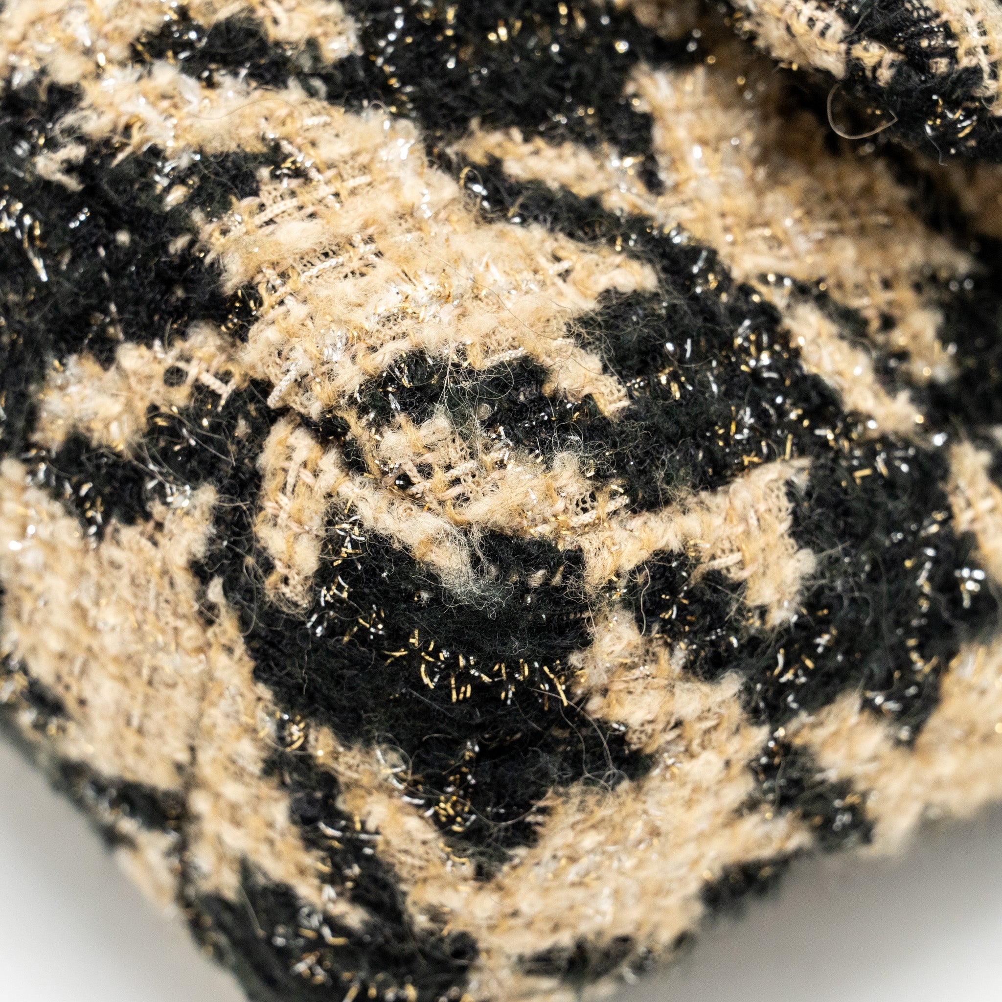 CHANEL SMALL 19 BAG TWEED BEIGE / BLACK MULTICOLOUR HARDWARE