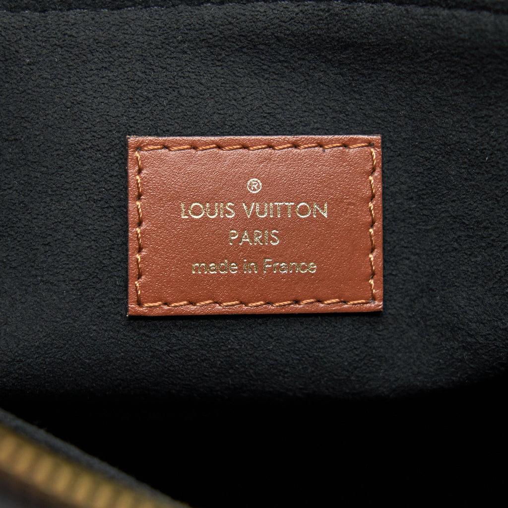 LOUIS VUITTON V TOTE BAG MEDIUM BLACK GHW