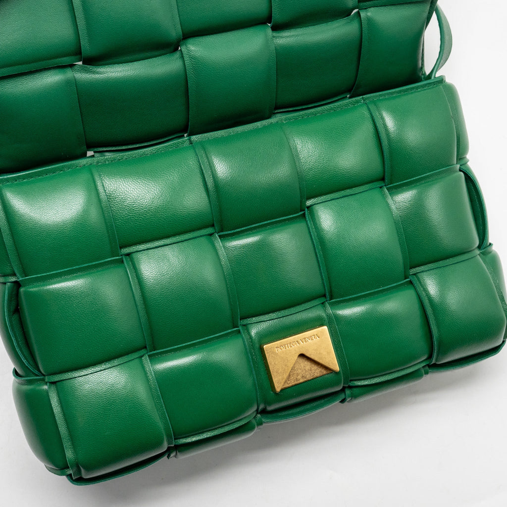 BOTTEGA VENETA PADDED CASSETTE INTRECCIO NAPPA LAMBSKIN GREEN GHW