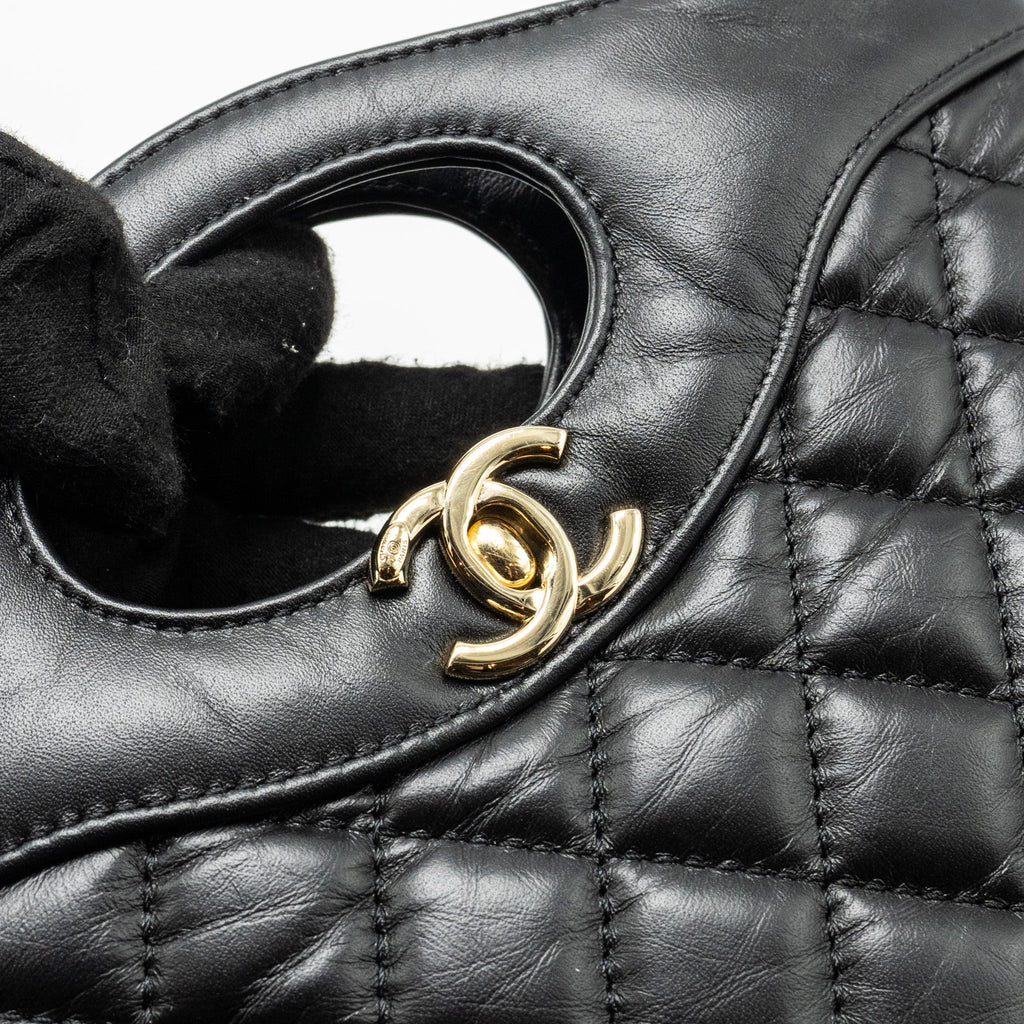CHANEL 23A MINI 31 BAG CALFSKIN BLACK LGHW (MICROCHIP)