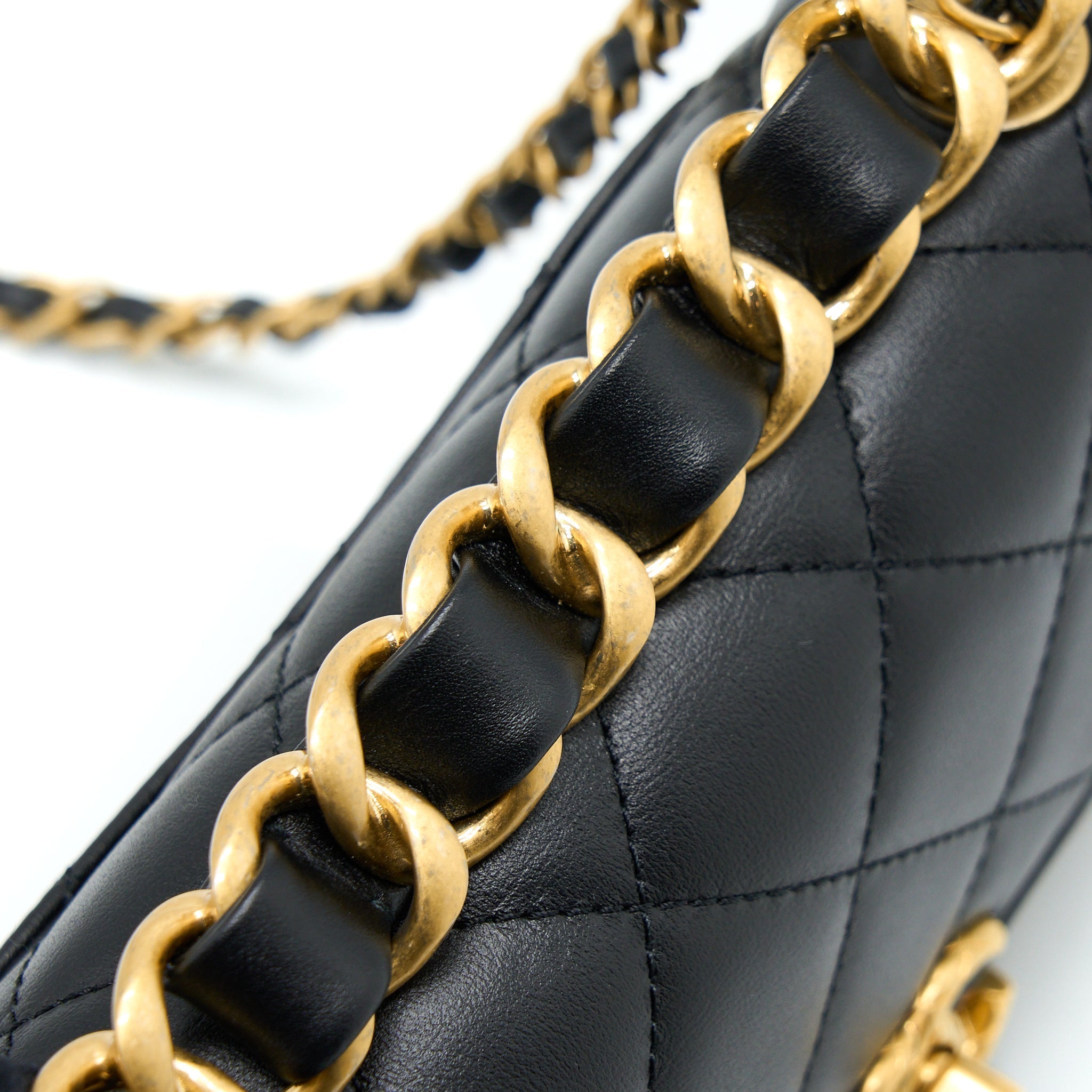 CHANEL 22S SEASONAL FLAP BAG CALFSKIN BLACK BRUSHED GHW