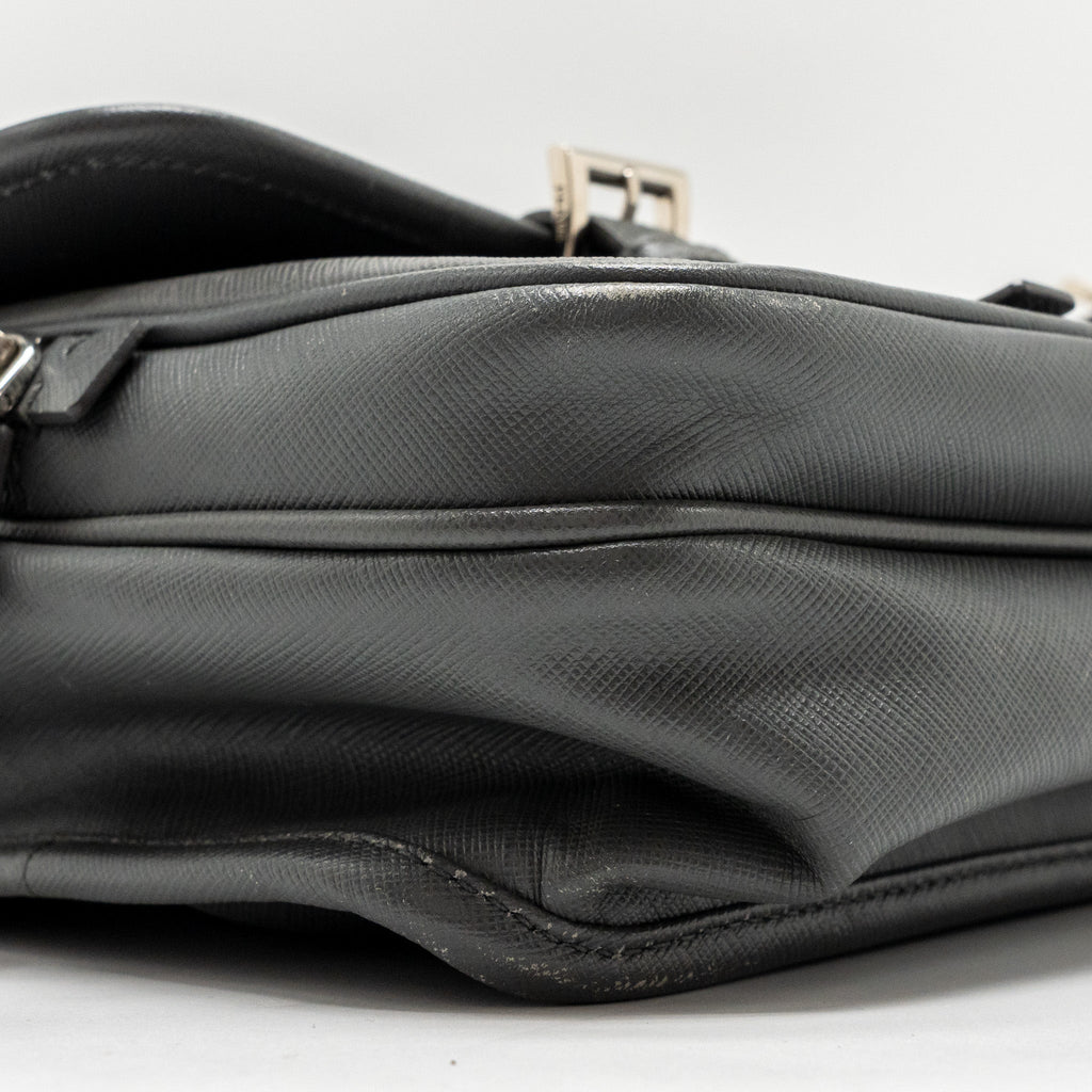 PRADA FLAP MESSANGER BAG CAVIAR GREY SHW